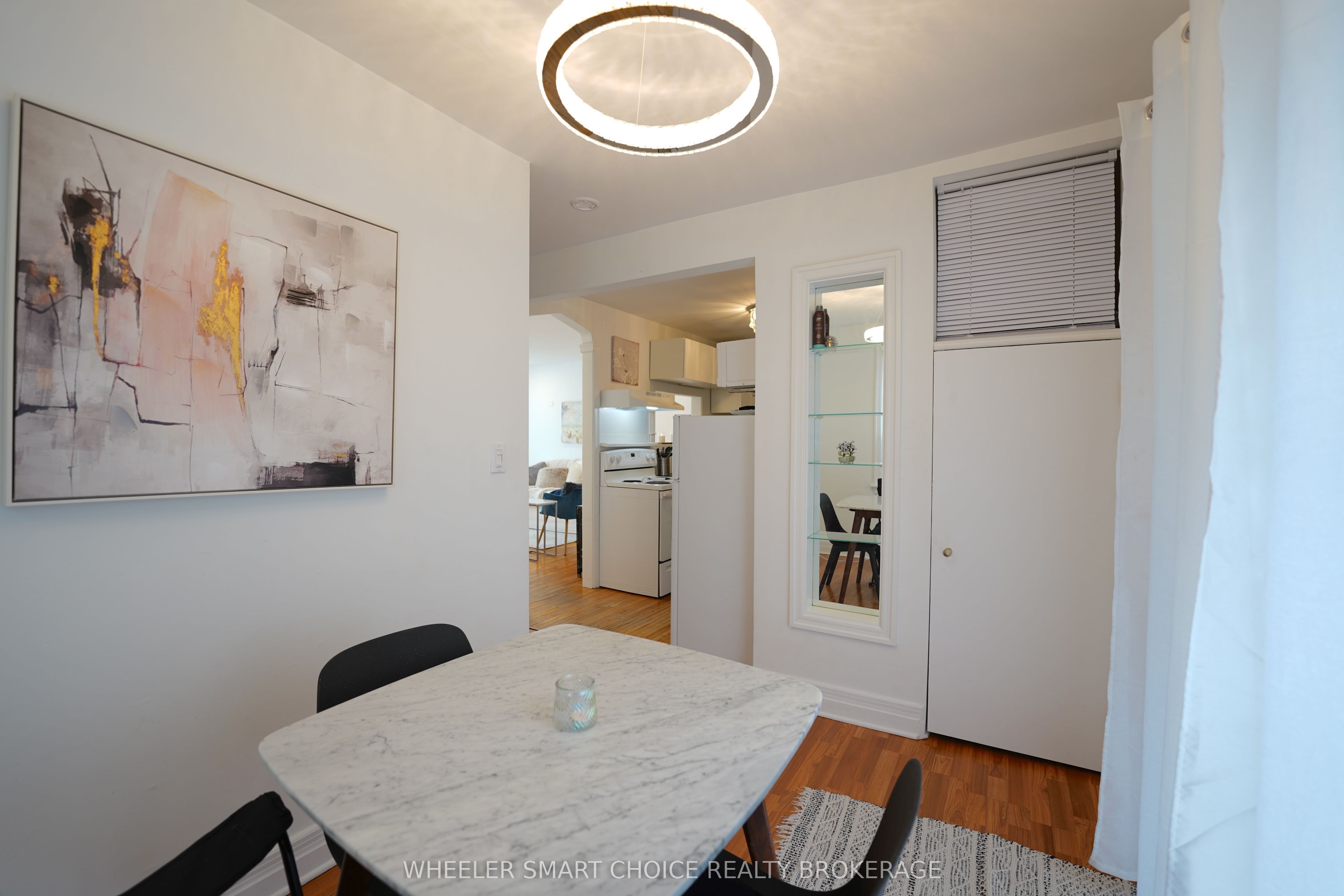 543 Fifth Street E Property Photo 12