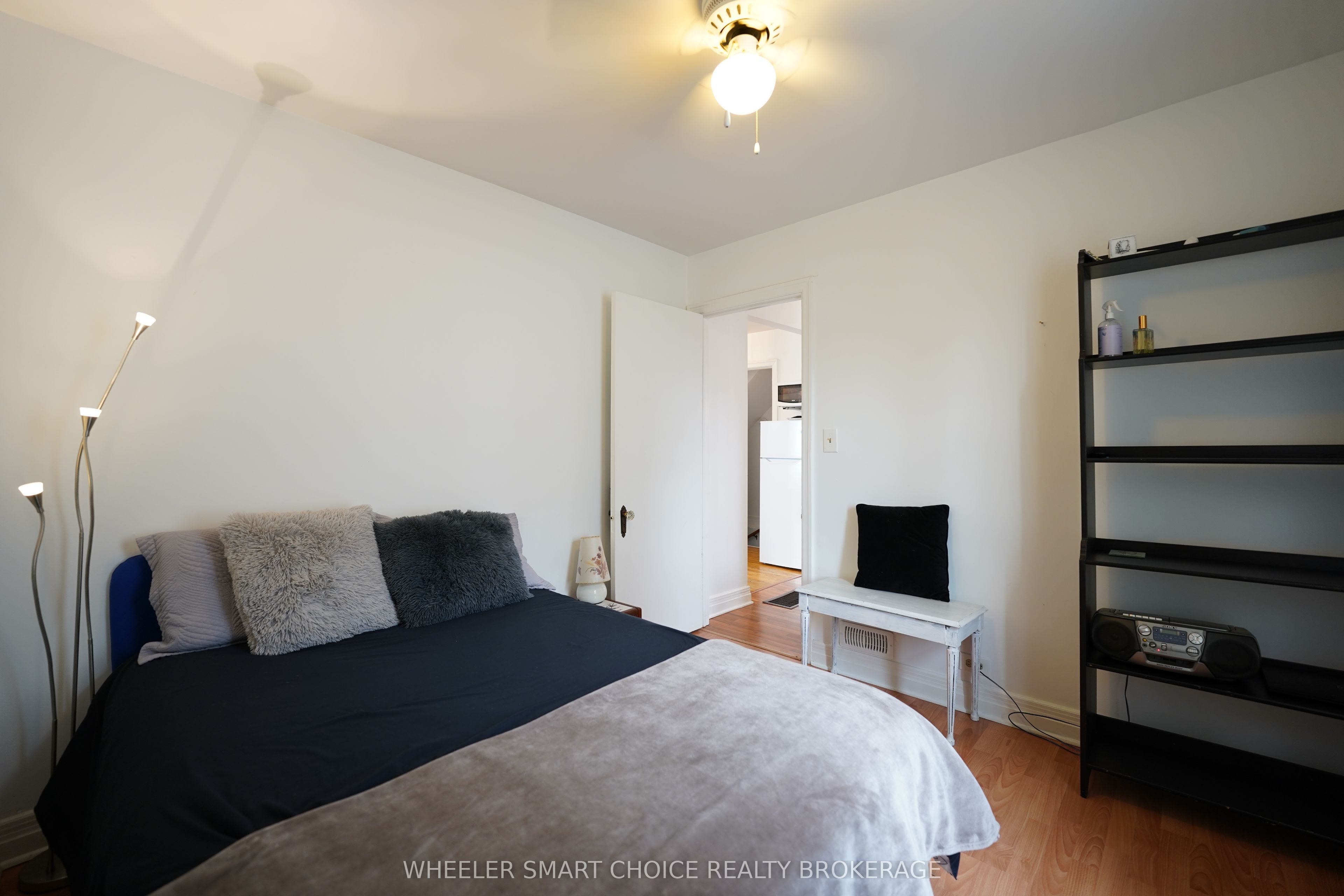 543 Fifth Street E Property Photo 14