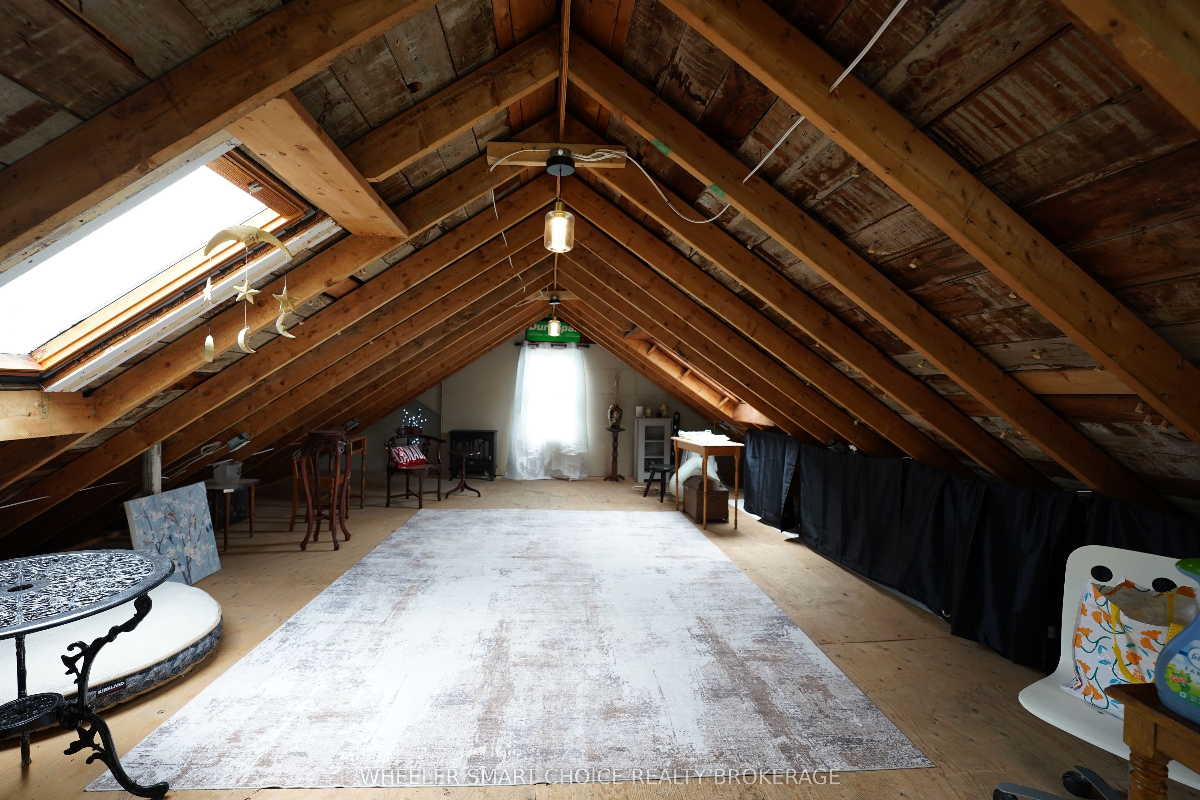 543 Fifth Street E Property Photo 19