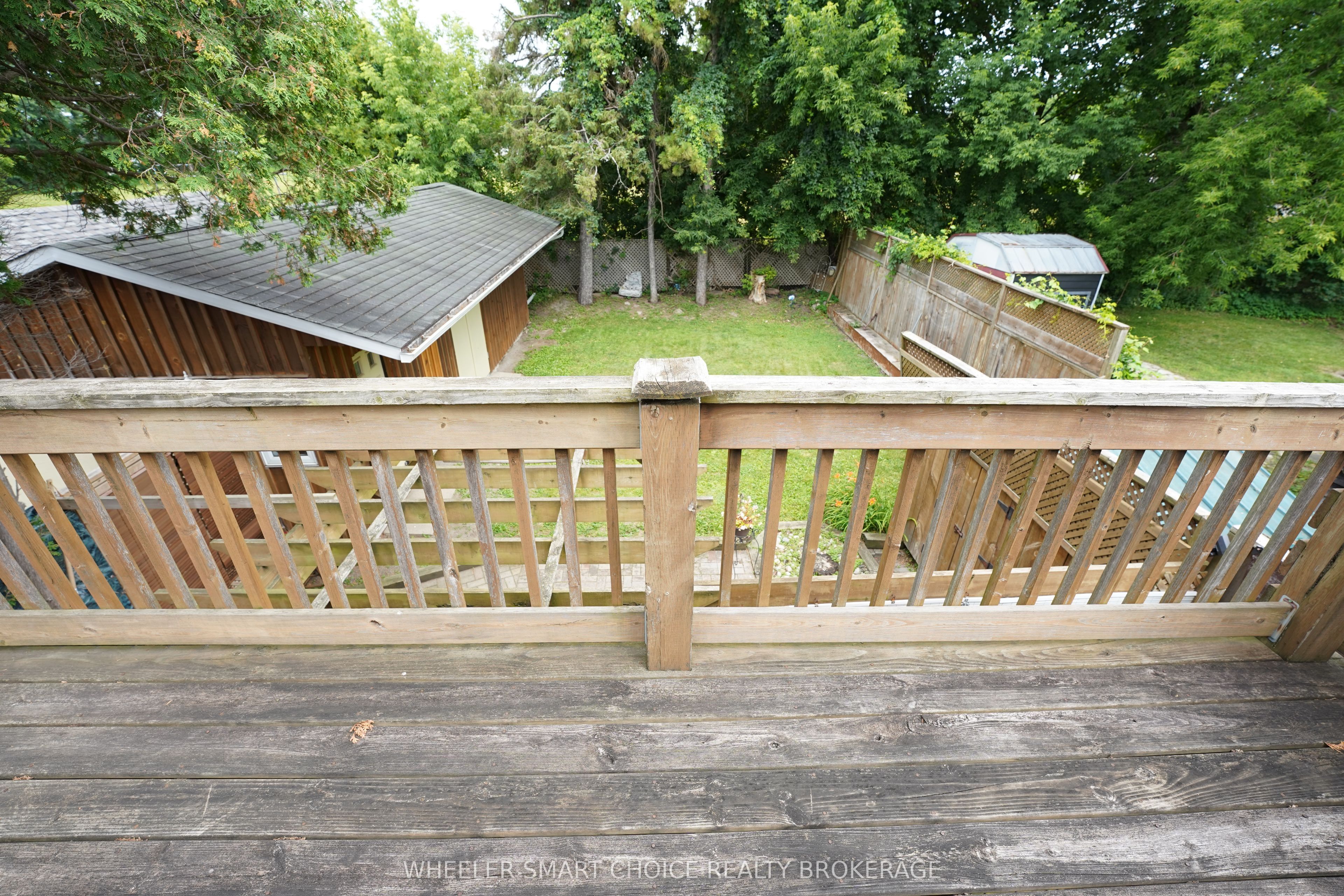 543 Fifth Street E Property Photo 23