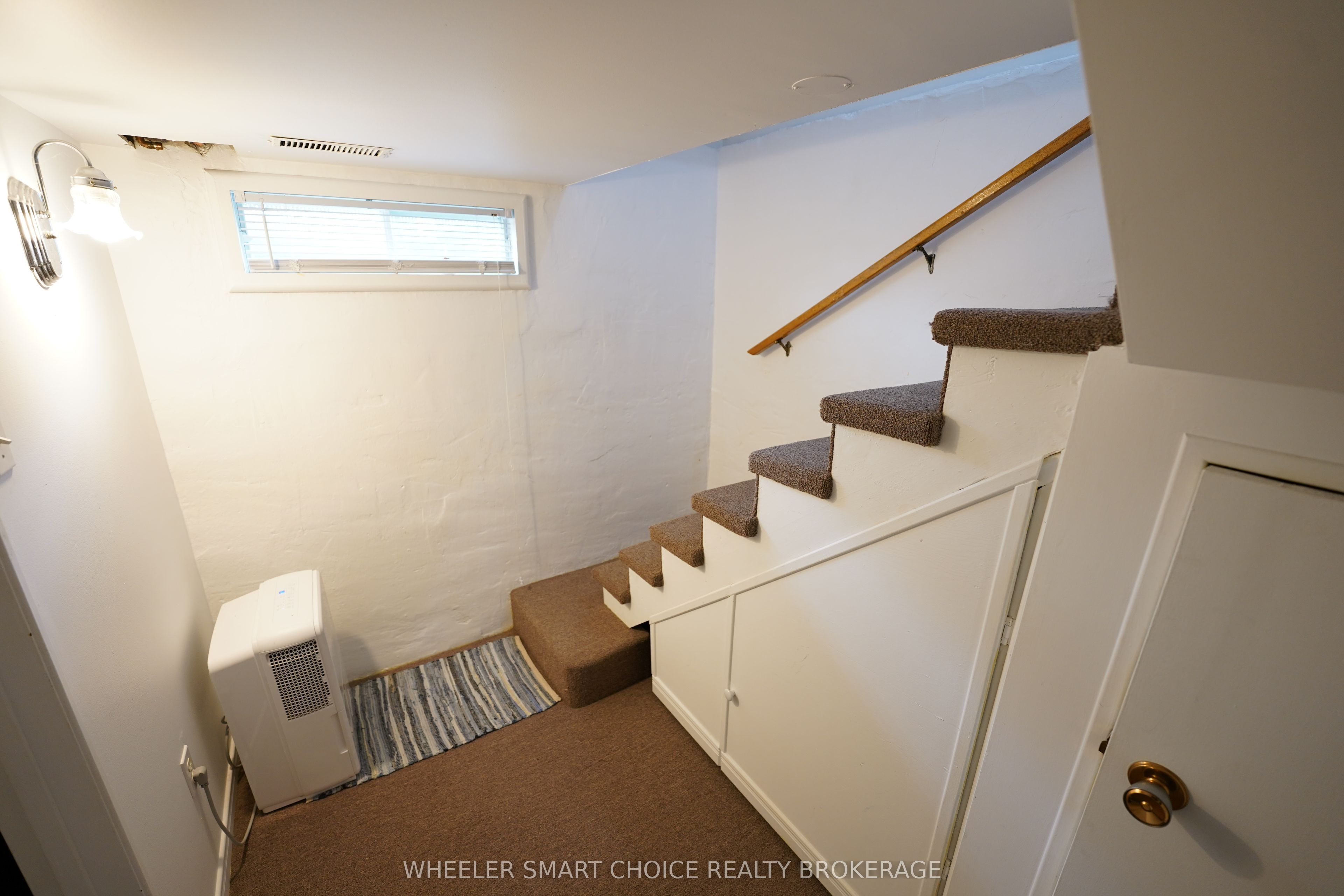 543 Fifth Street E Property Photo 27