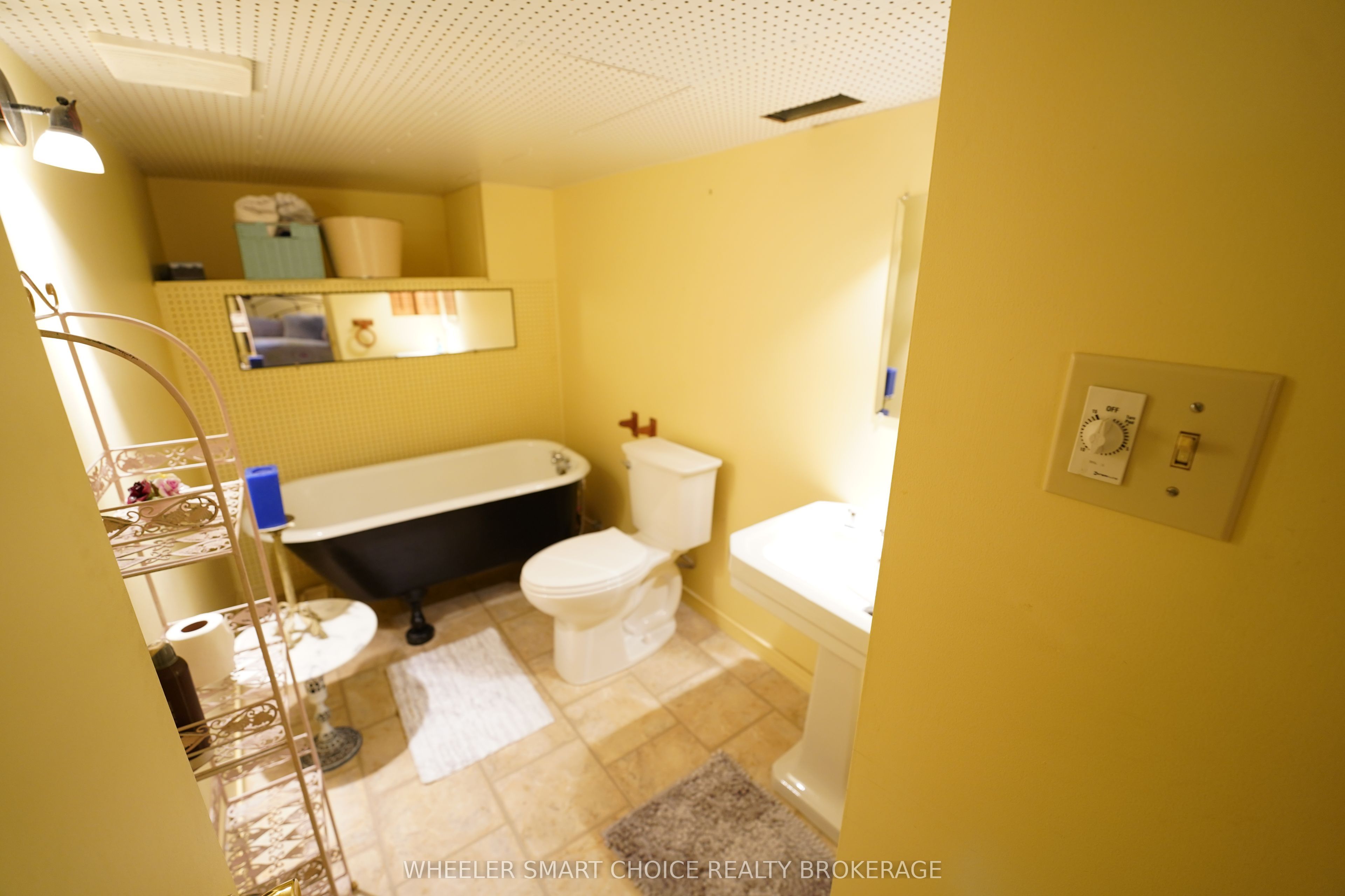 543 Fifth Street E Property Photo 31