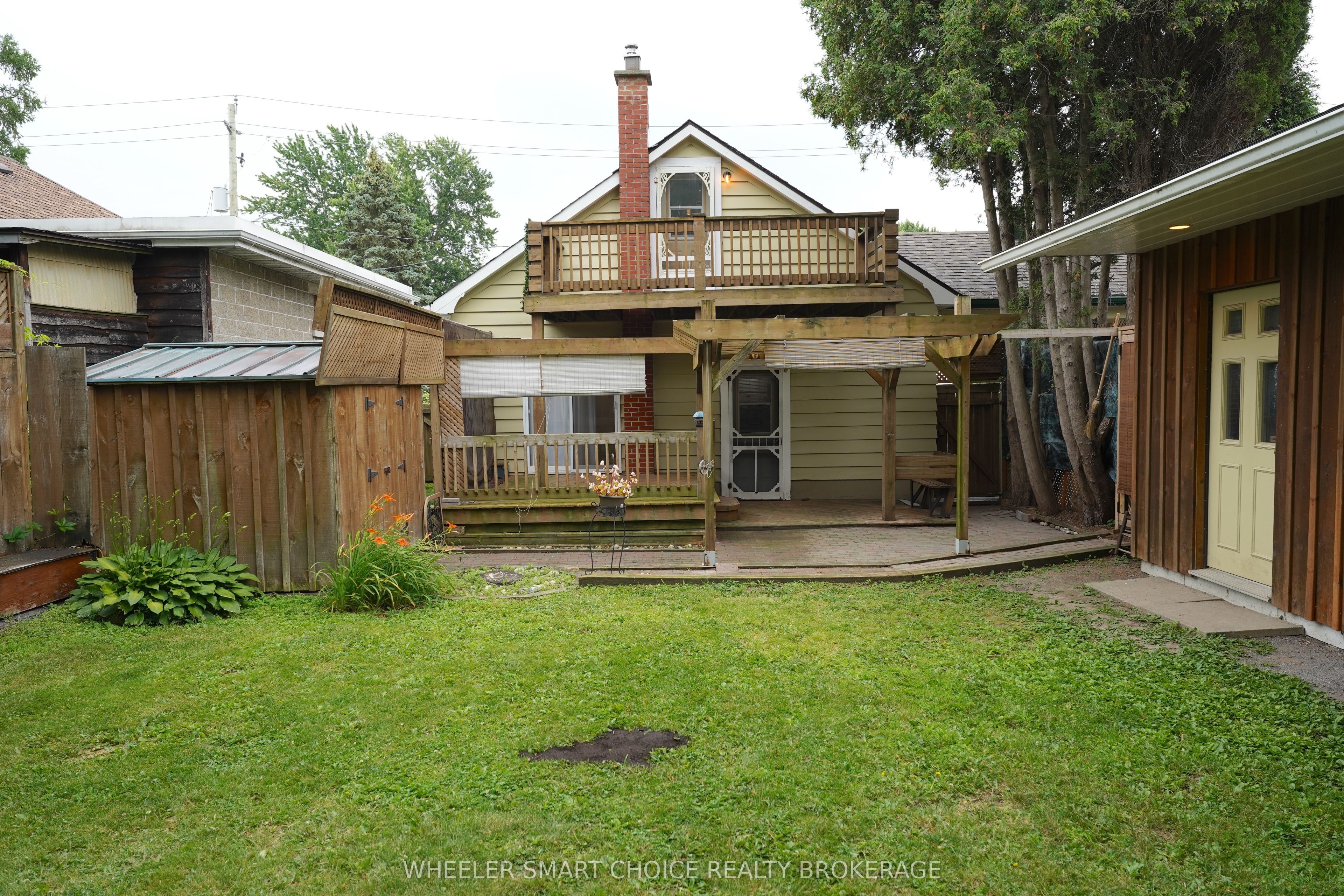 543 Fifth Street E Property Photo 42