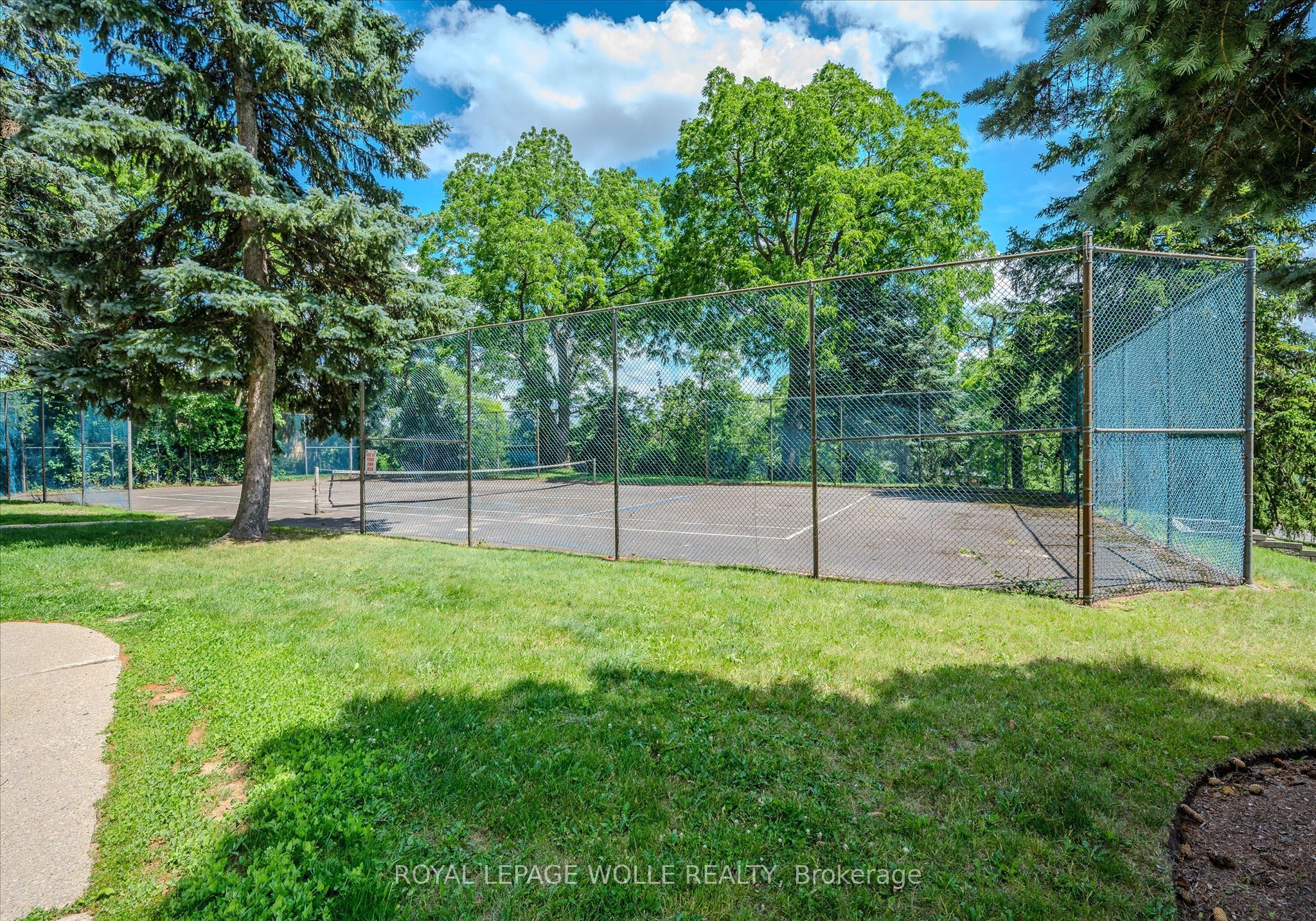 260 Sheldon Avenue N Ph2 Property Photo 34