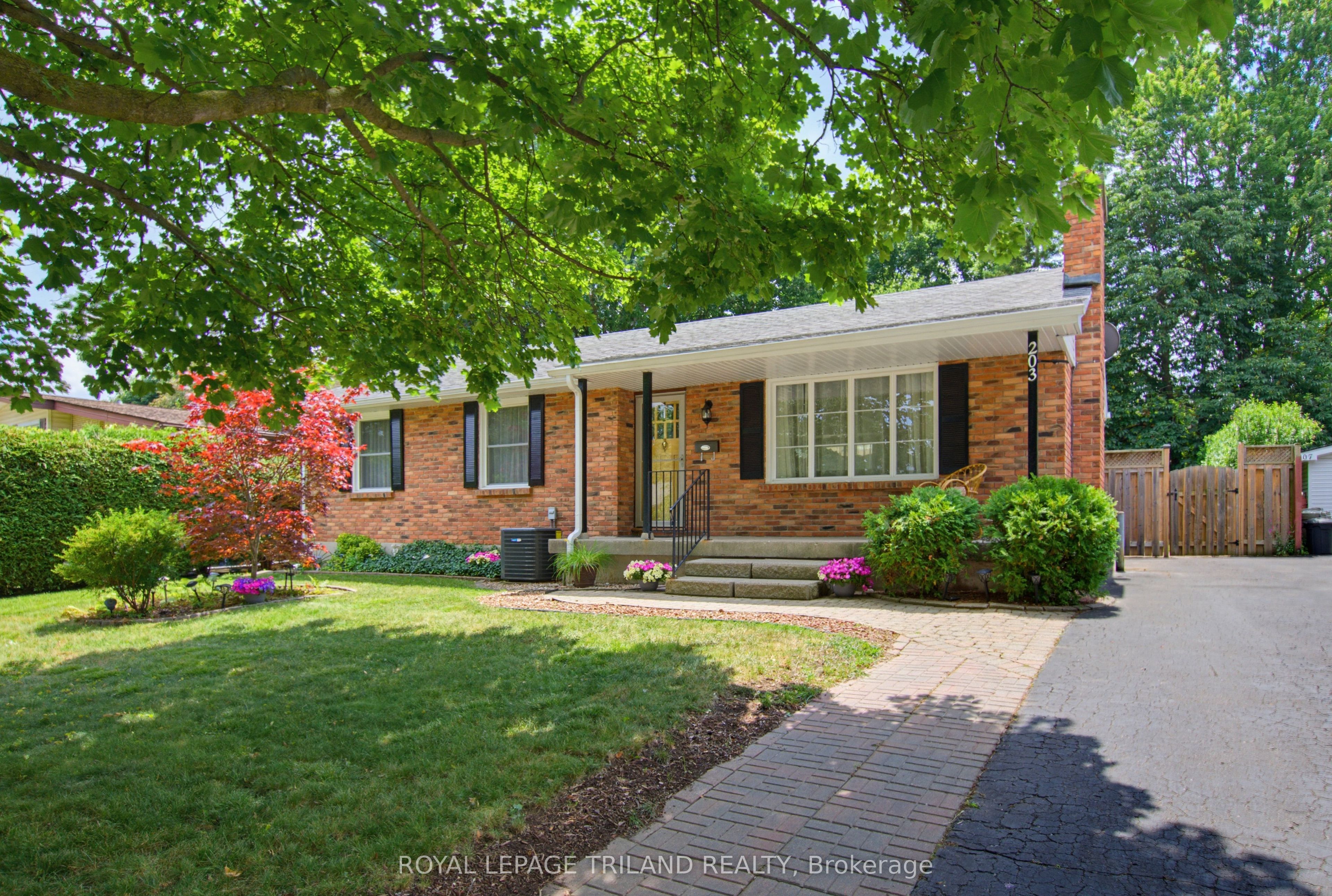 203 Tavistock Road Property Photo 3