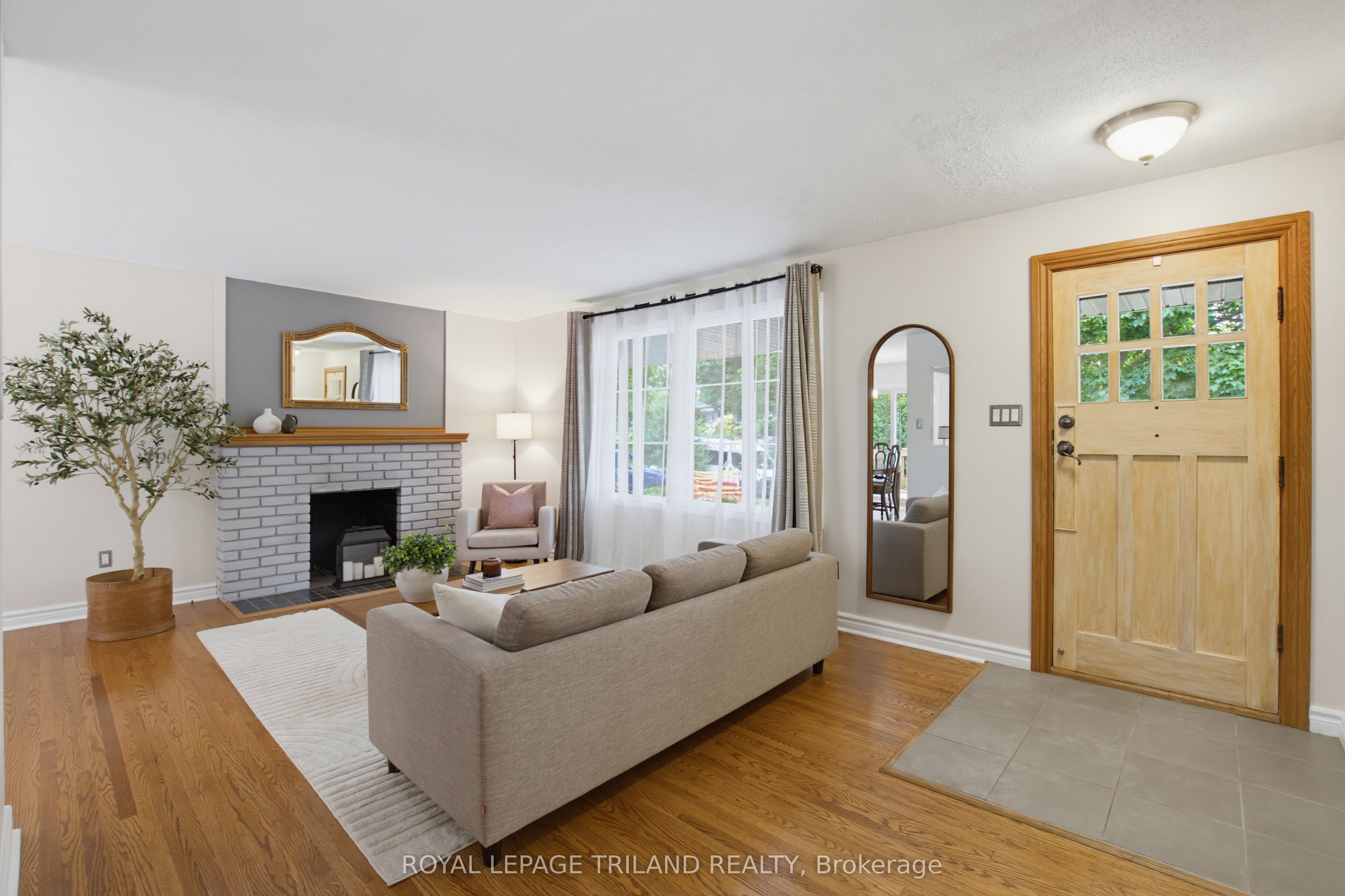 203 Tavistock Road Property Photo 8