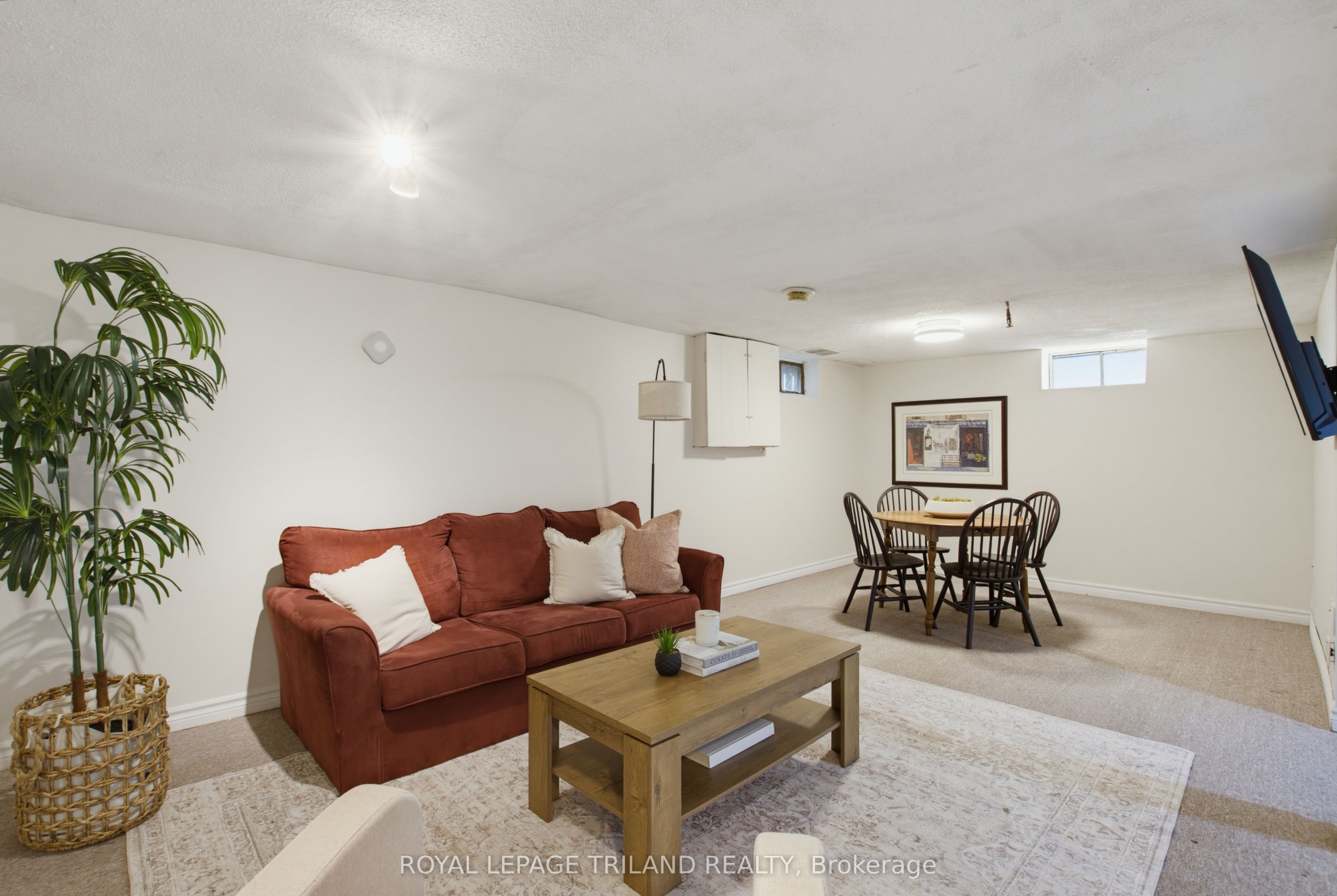 203 Tavistock Road Property Photo 26