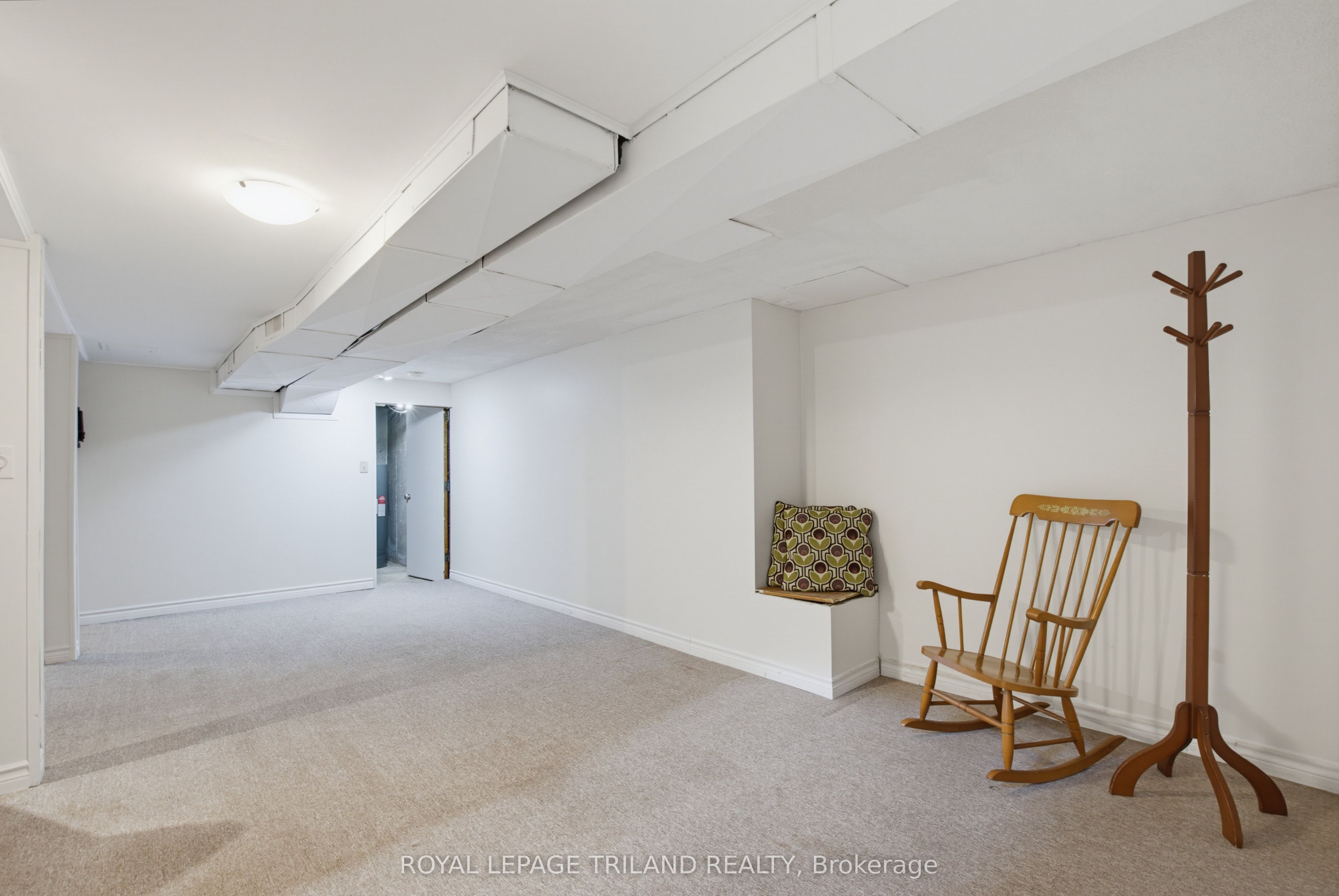 203 Tavistock Road Property Photo 31