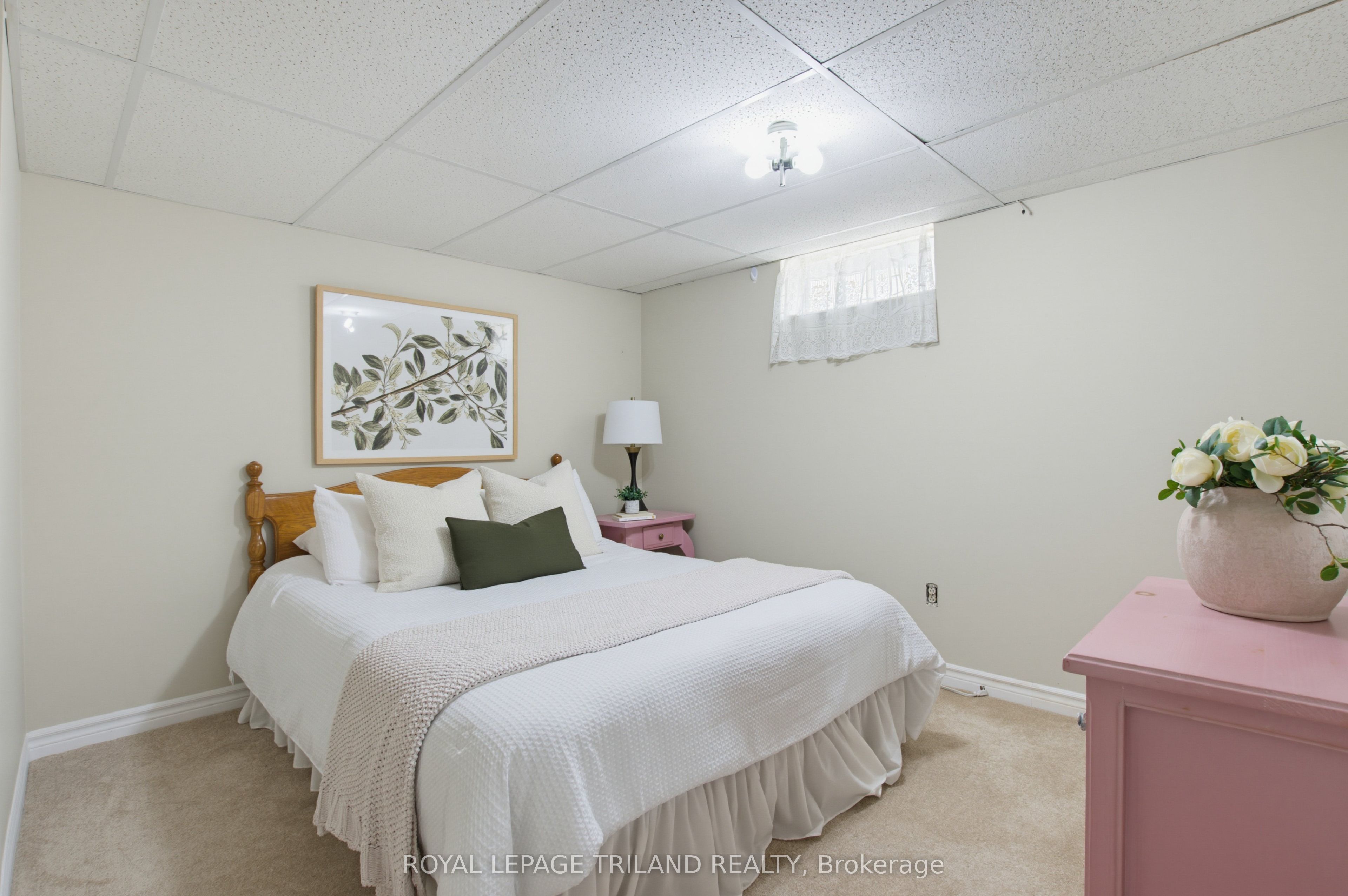 203 Tavistock Road Property Photo 32