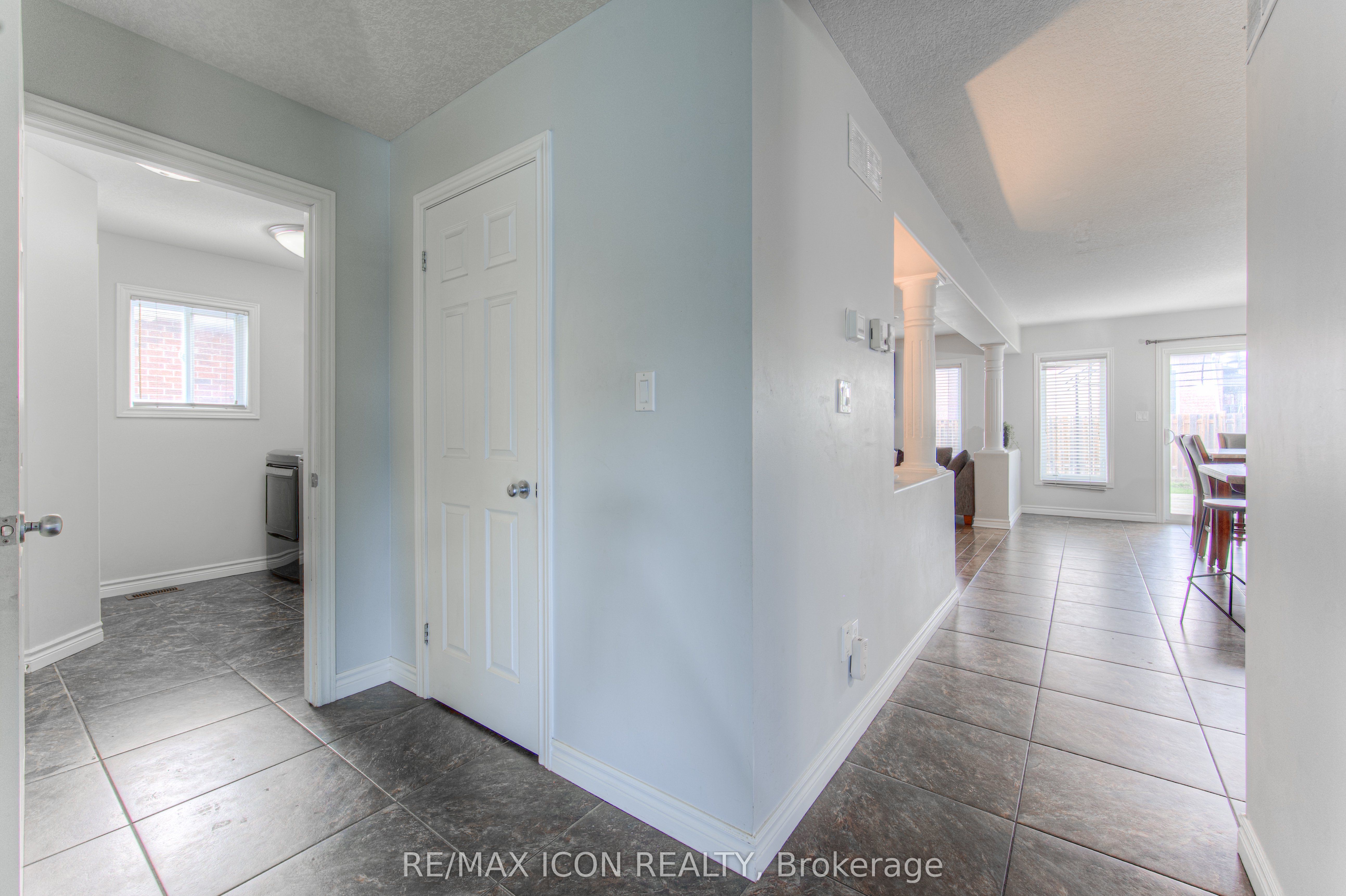 139 Pebblecreek Drive Property Photo 6