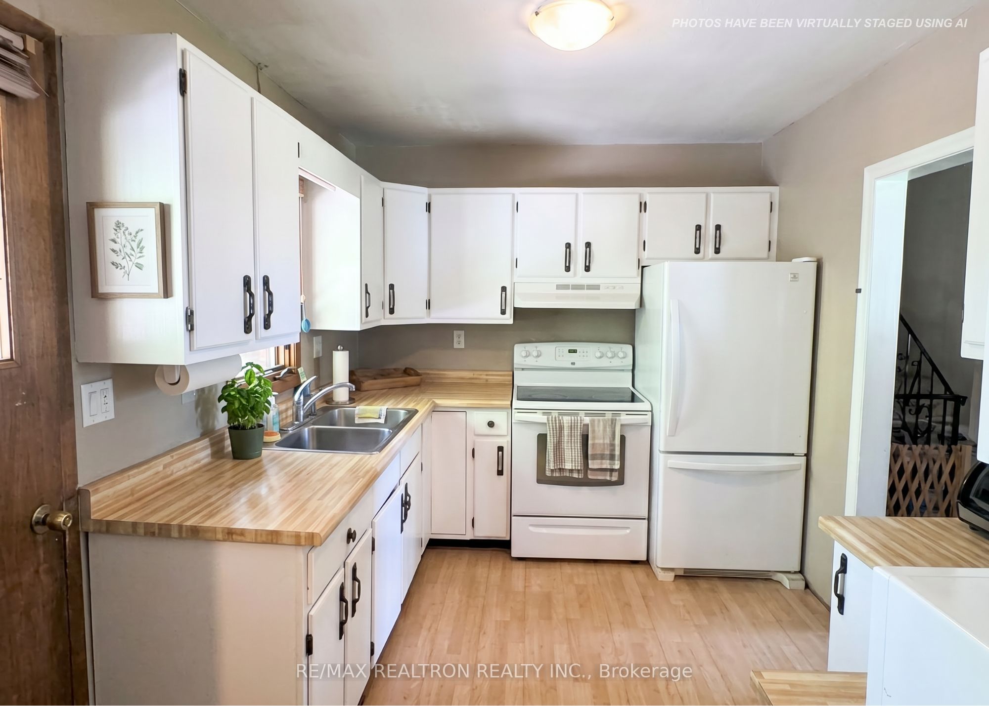 15 Bess Drive Property Photo 5