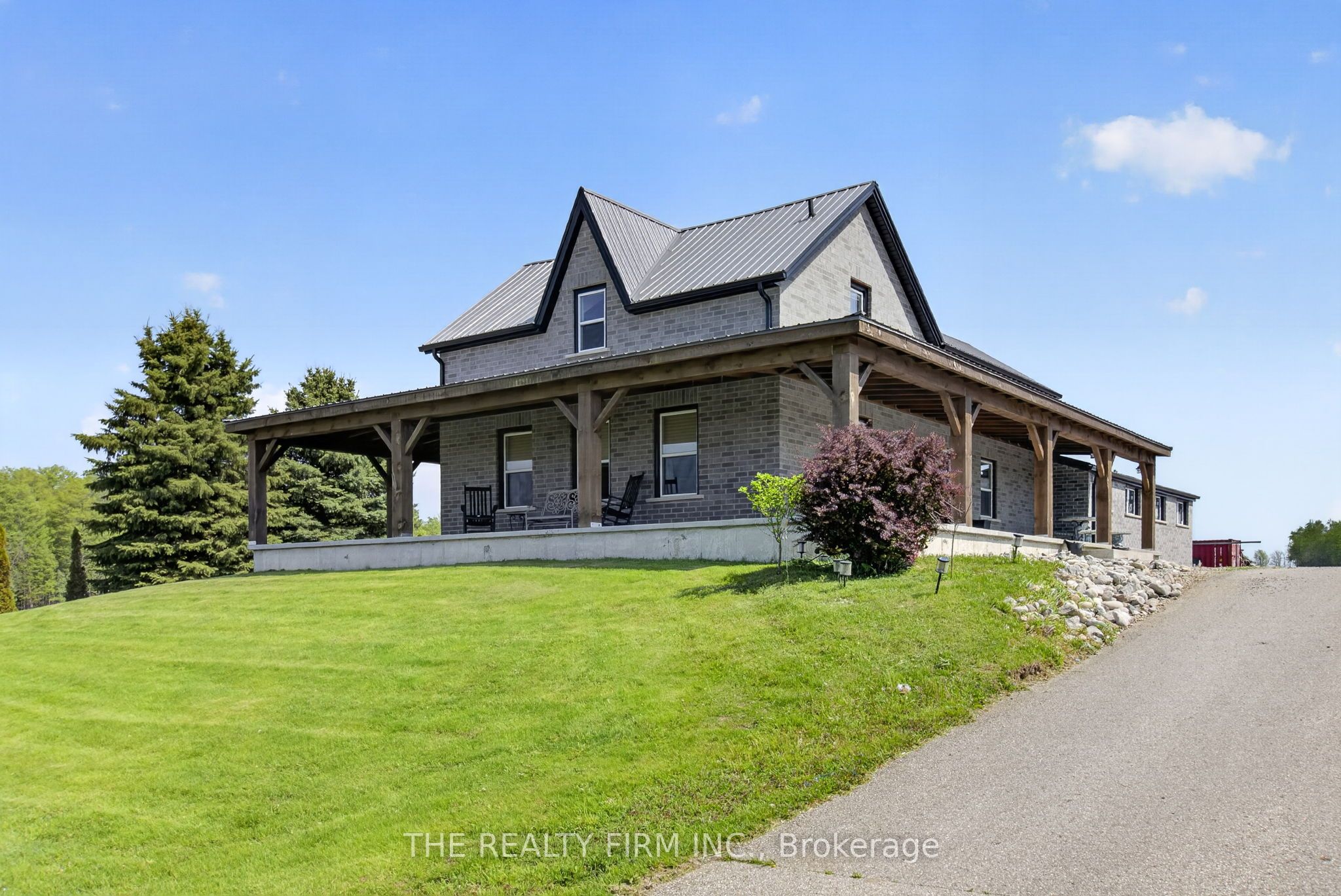 51247 Yorke Line Property Photo 1