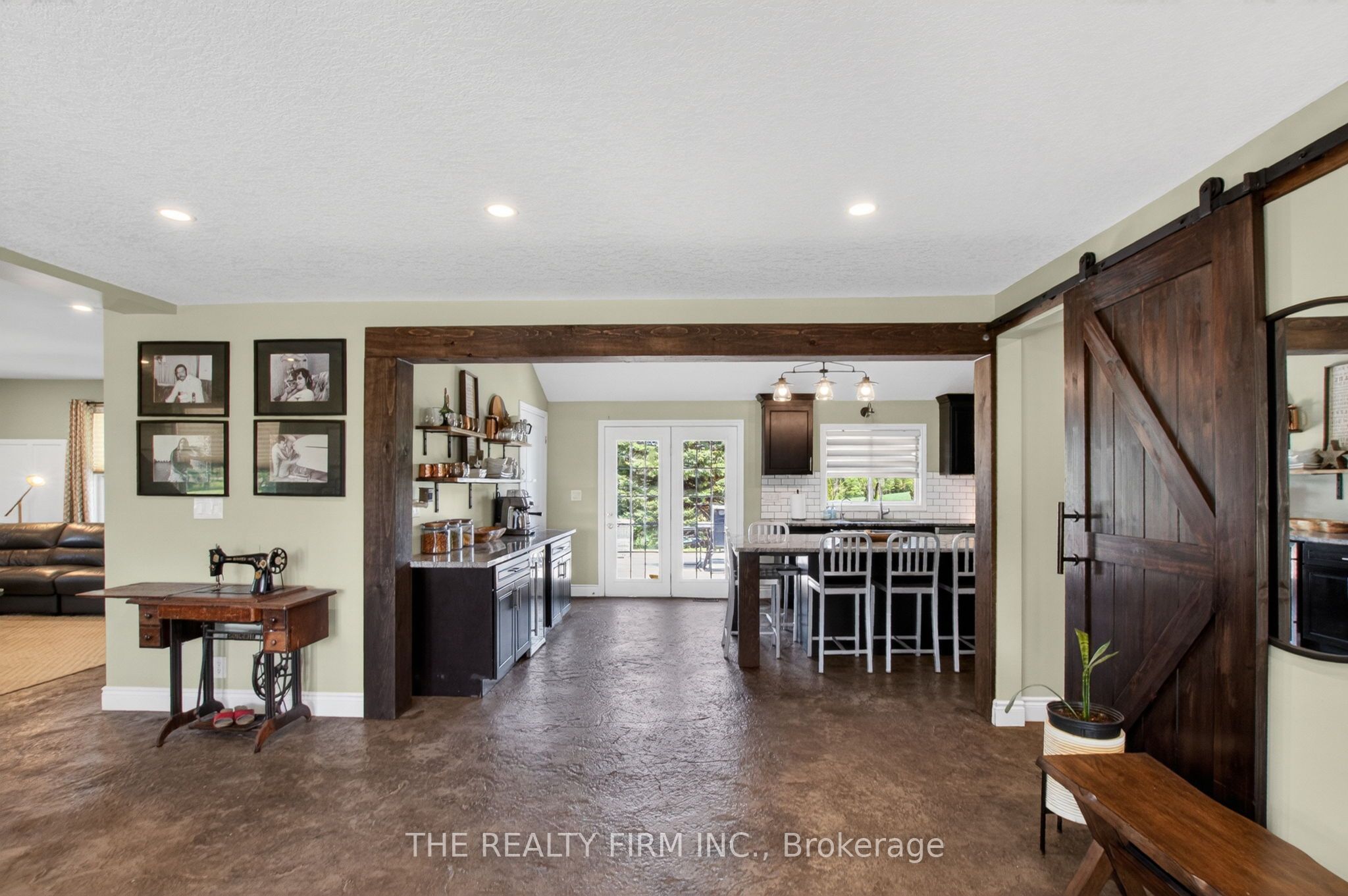 51247 Yorke Line Property Photo 9