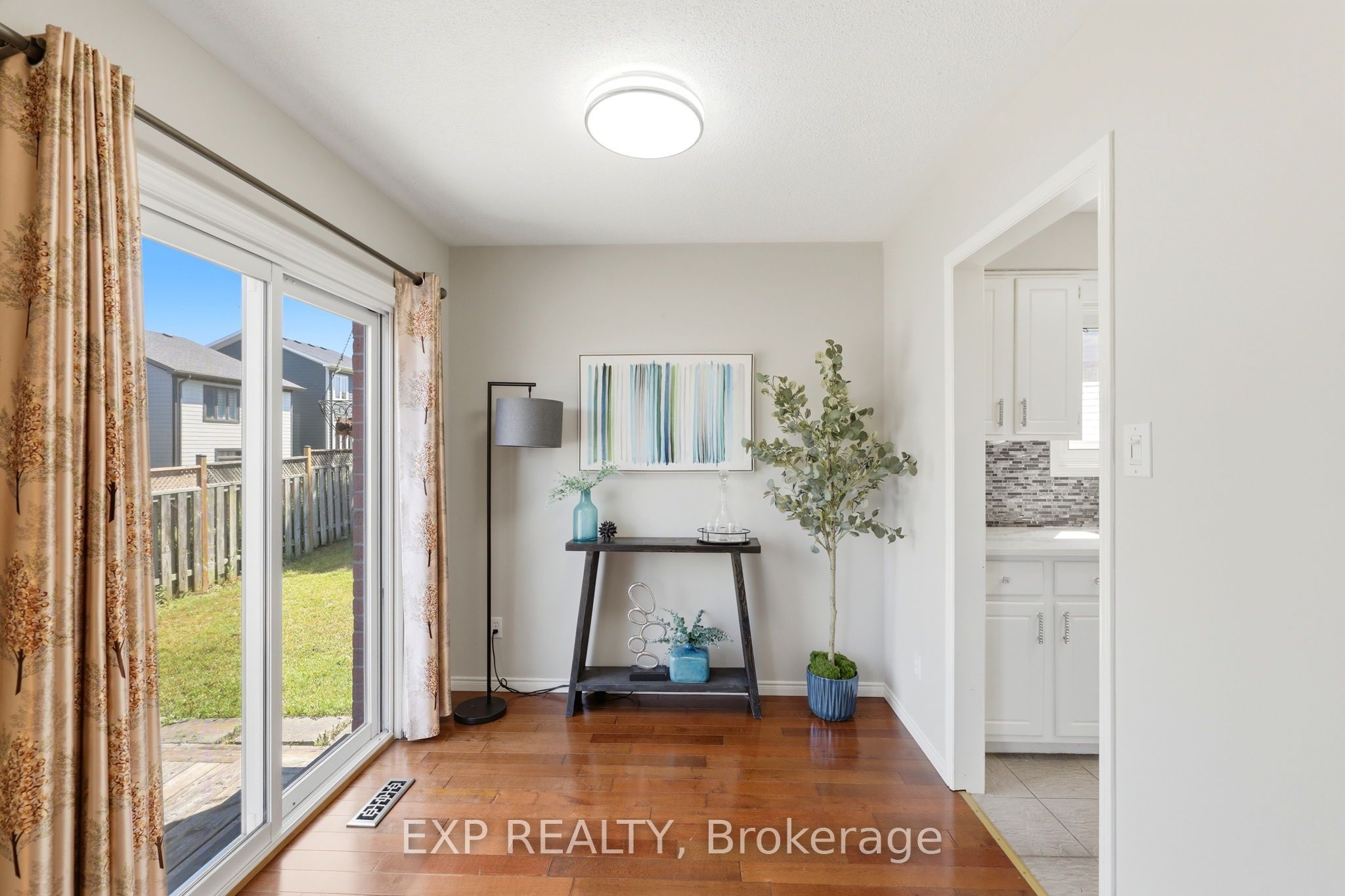 111 Gerald Crescent Property Photo 6