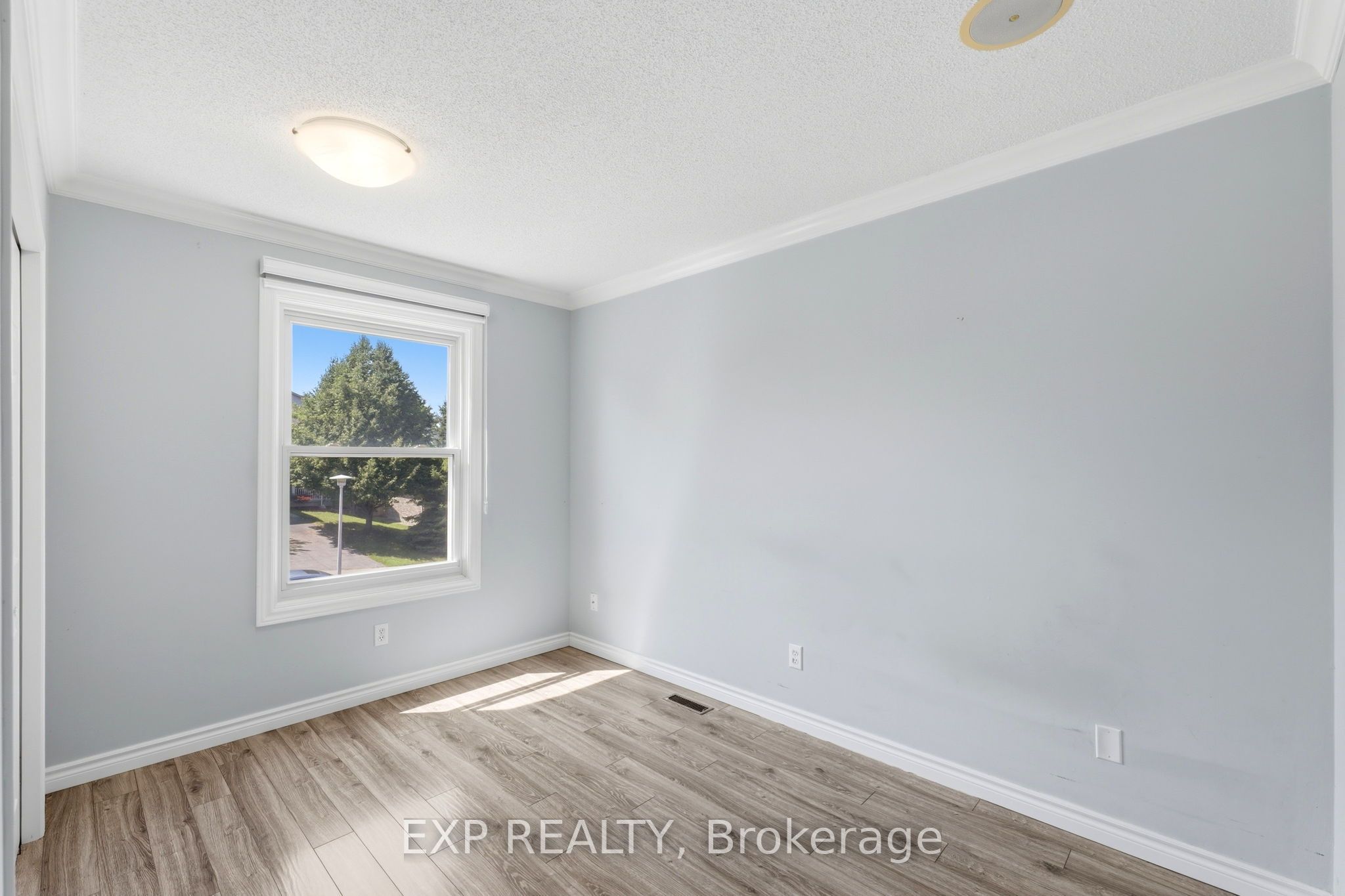 111 Gerald Crescent Property Photo 29