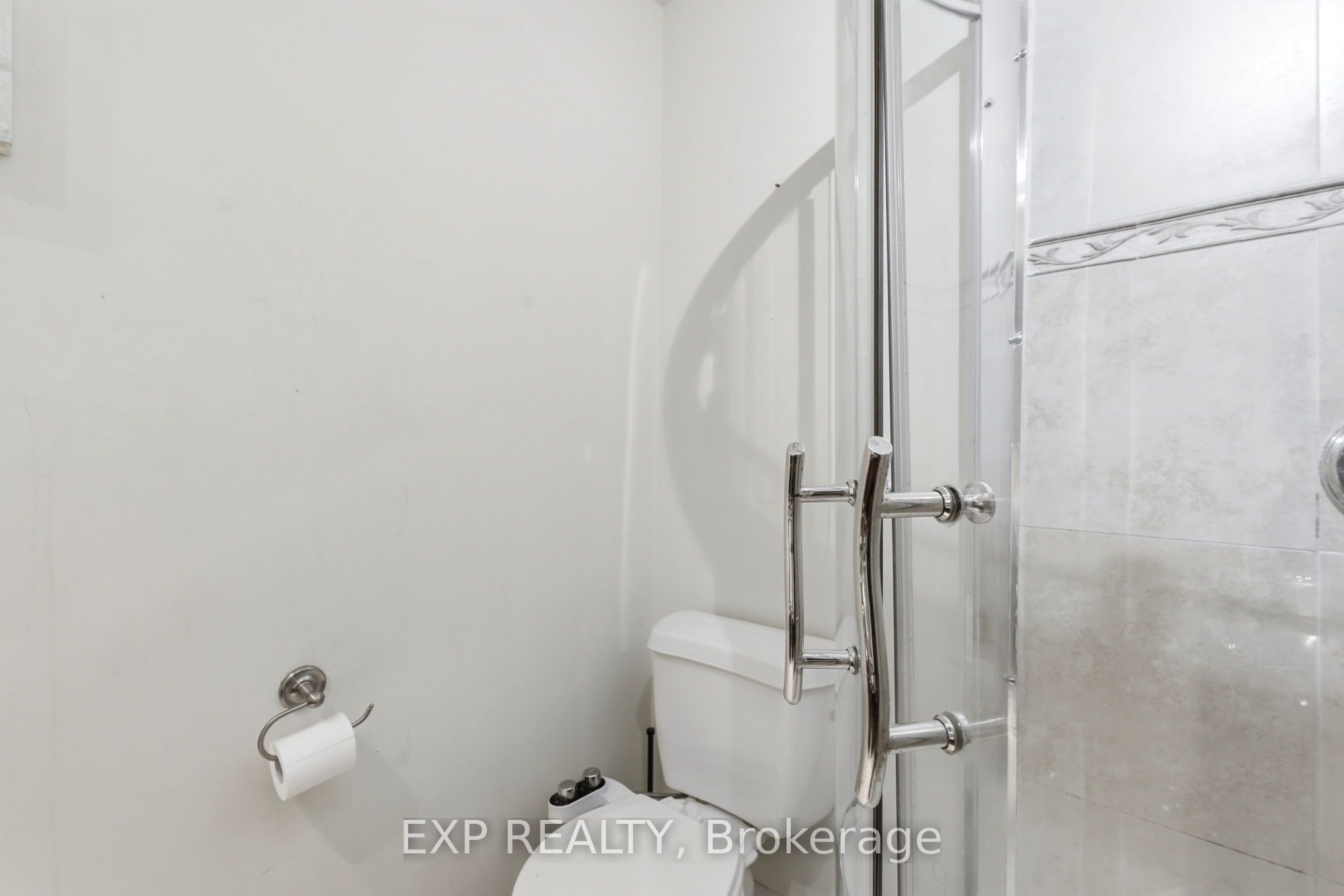111 Gerald Crescent Property Photo 32