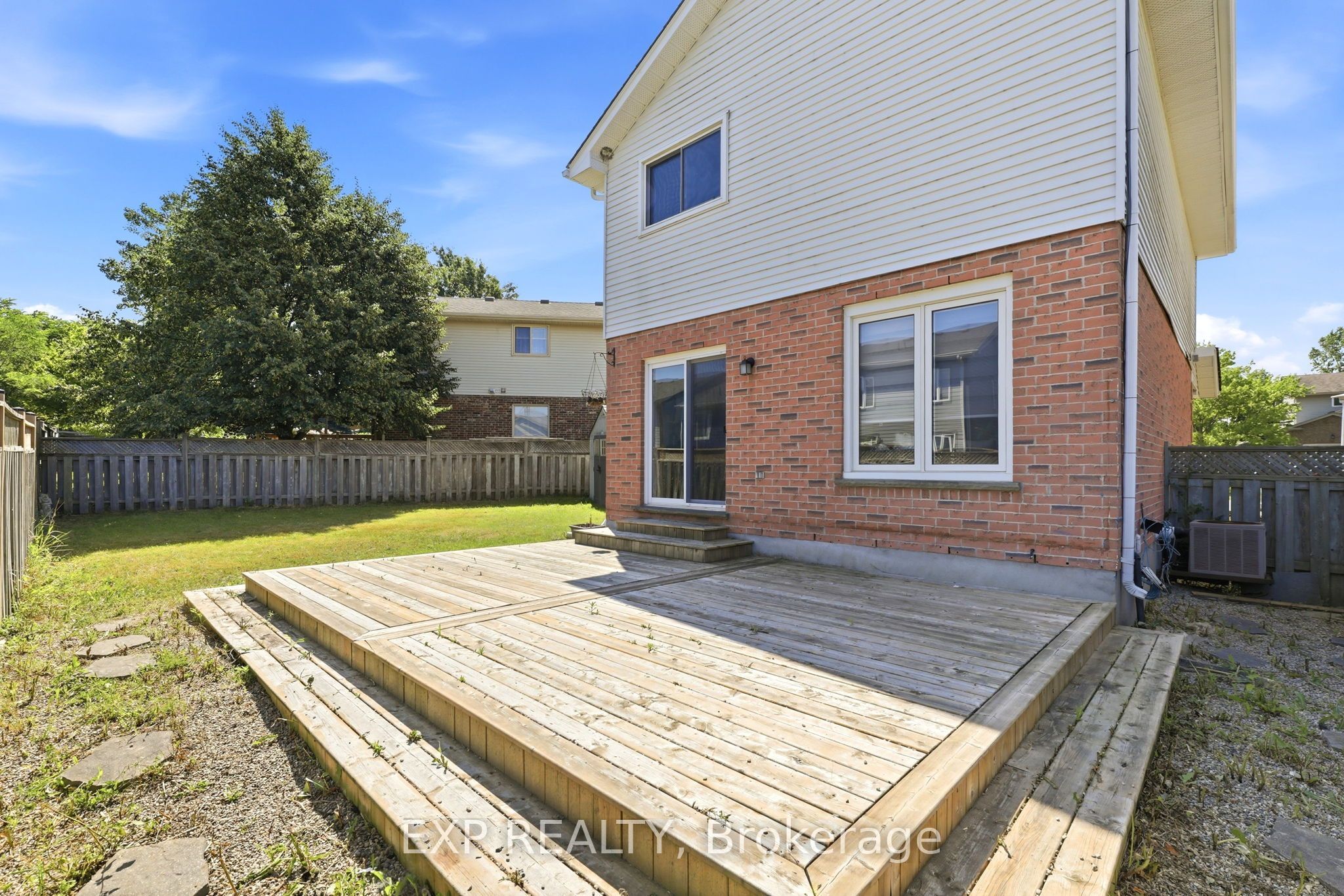 111 Gerald Crescent Property Photo 41