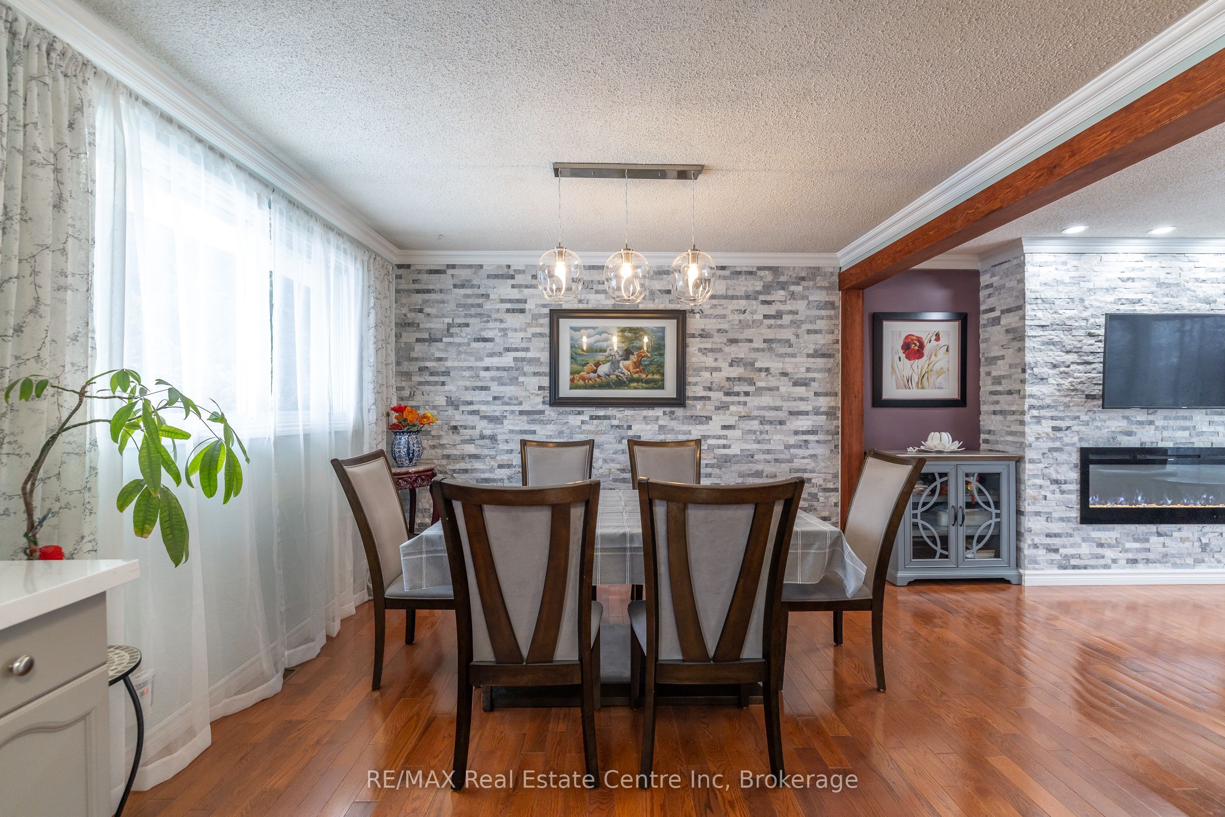 7730 Sixth Line Property Photo 16
