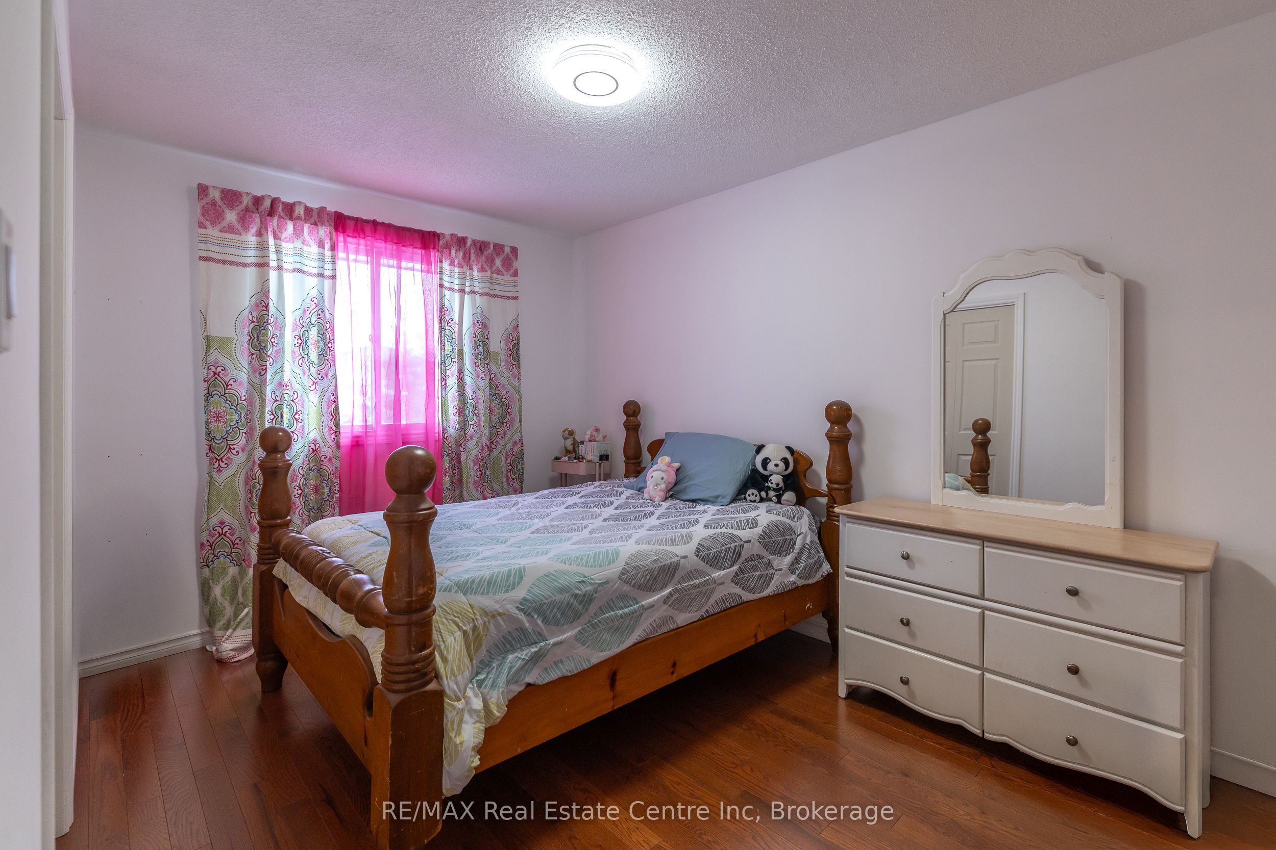 7730 Sixth Line Property Photo 23