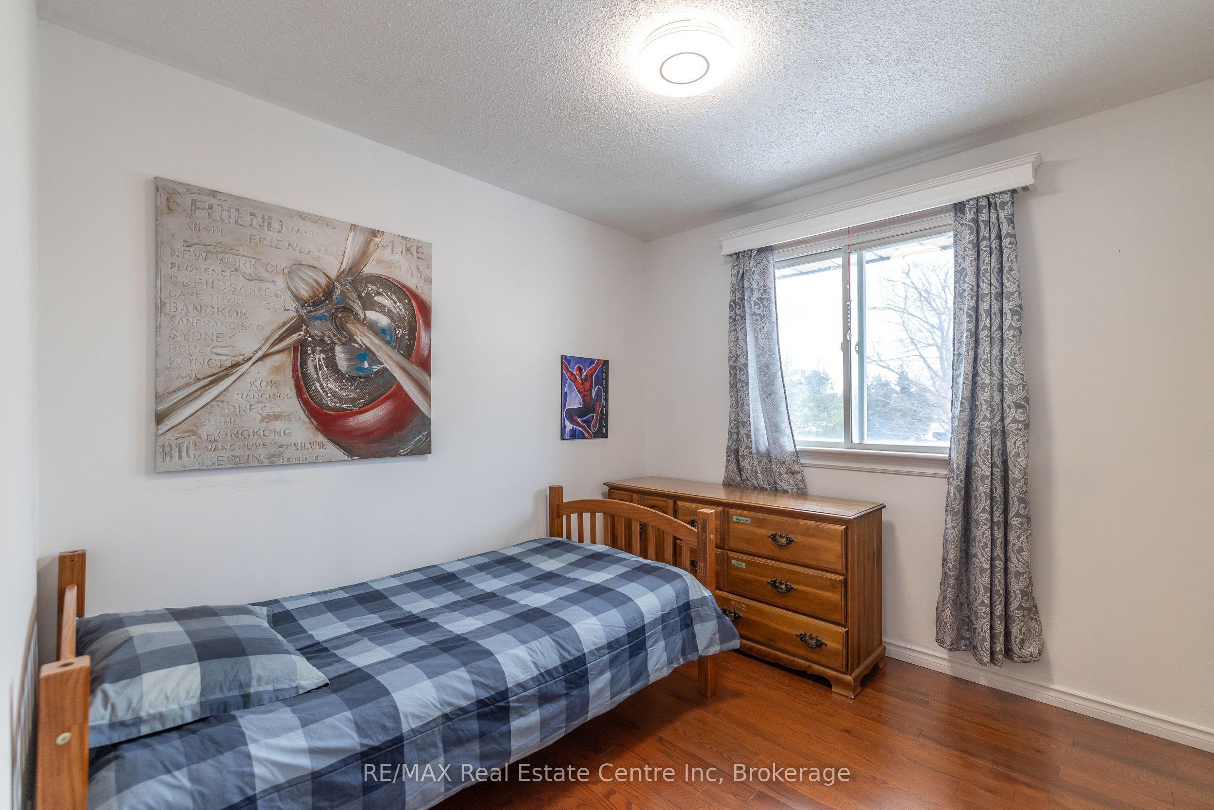 7730 Sixth Line Property Photo 30