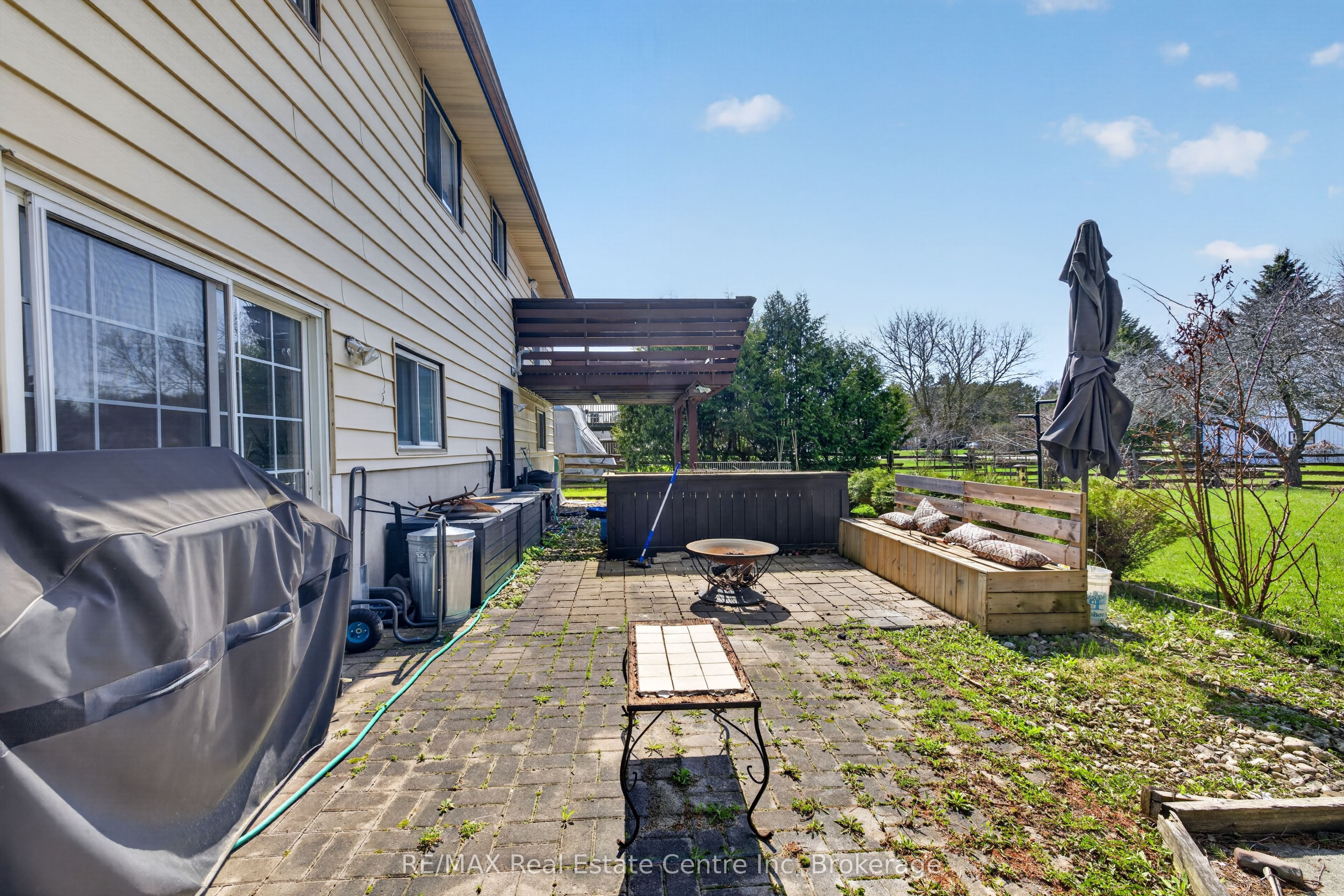 7730 Sixth Line Property Photo 34
