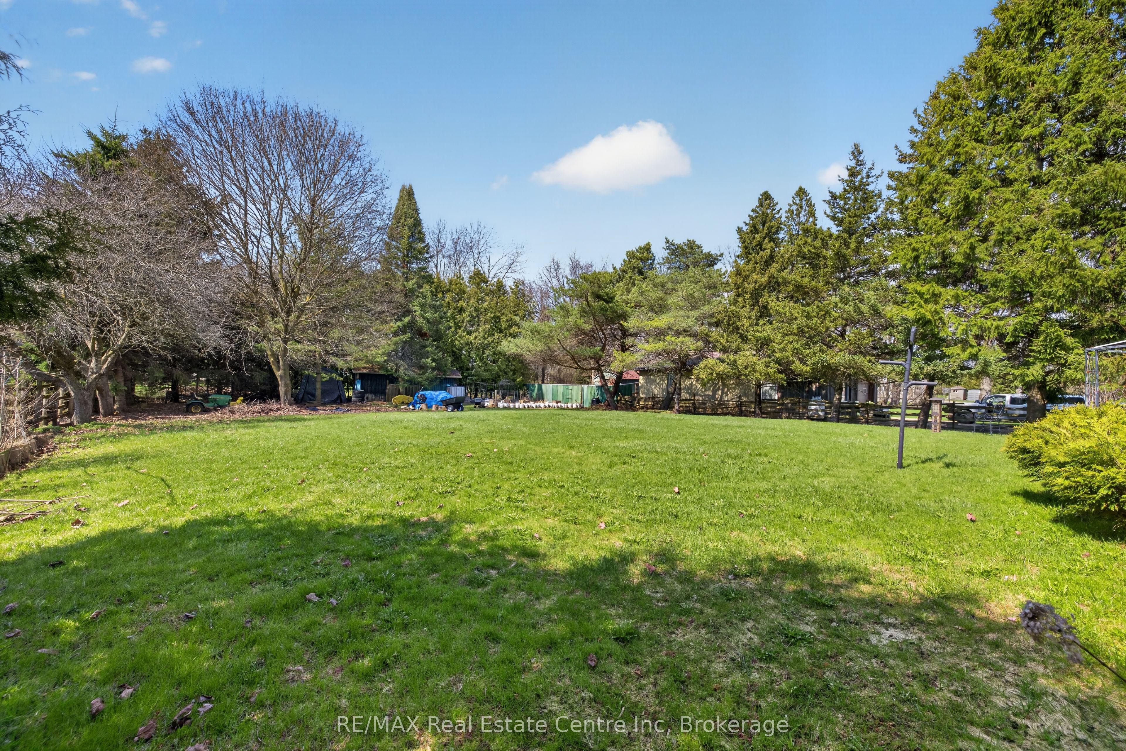 7730 Sixth Line Property Photo 39