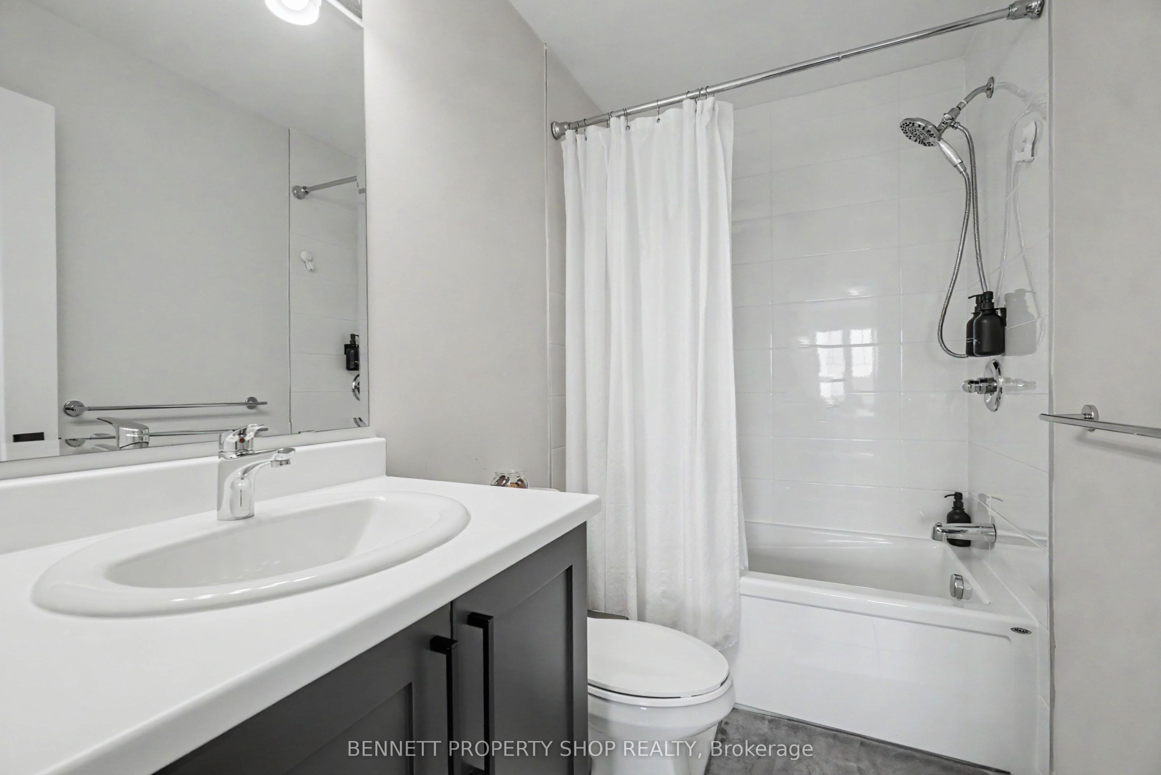 127 Attwell Private Property Photo 13