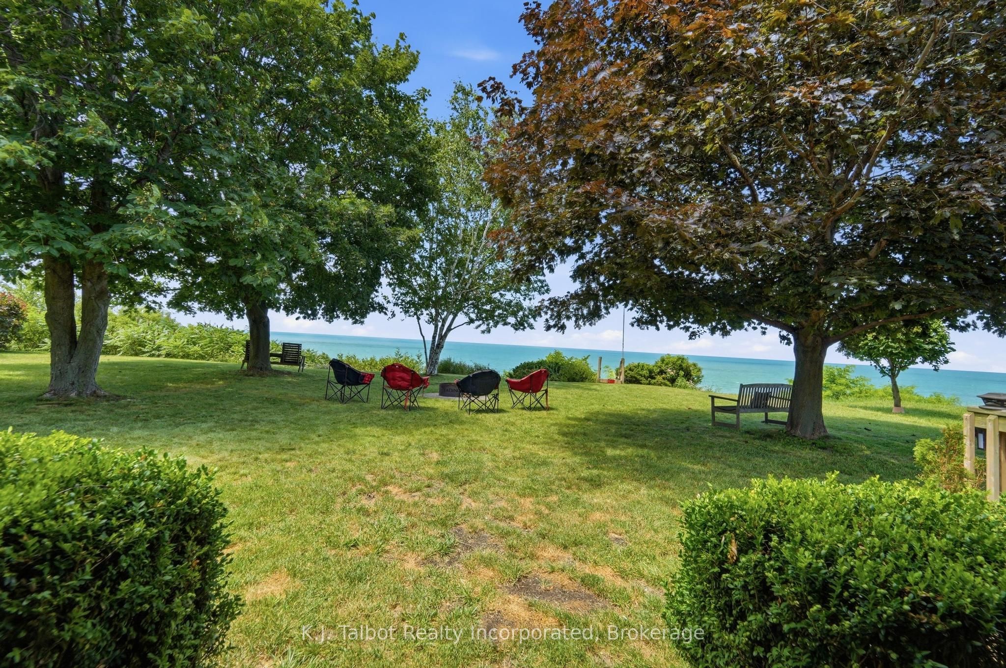 72163 Lakeshore Drive N Property Photo 31