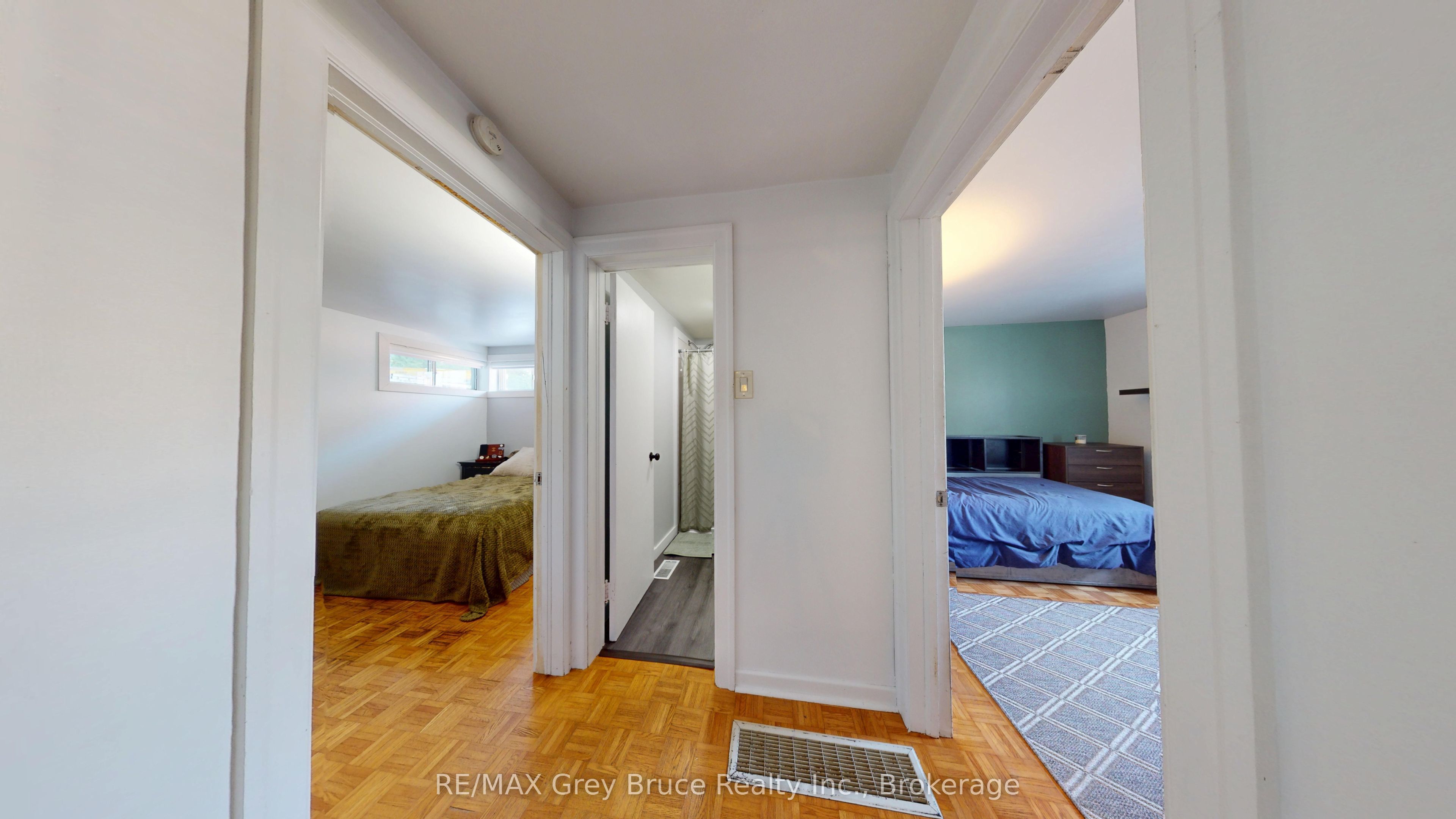 250 2nd Avenue E Property Photo 27