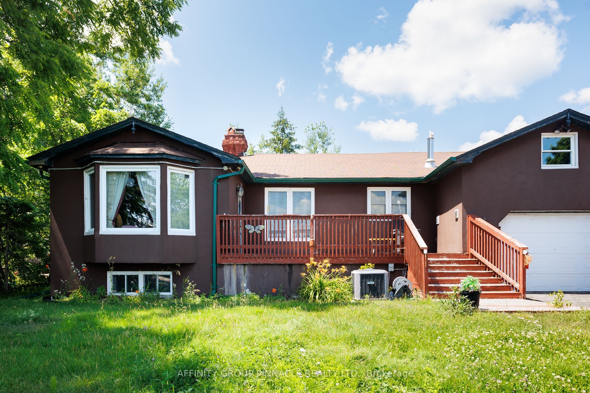 2029 Pigeon Lake Road Property Photo 3