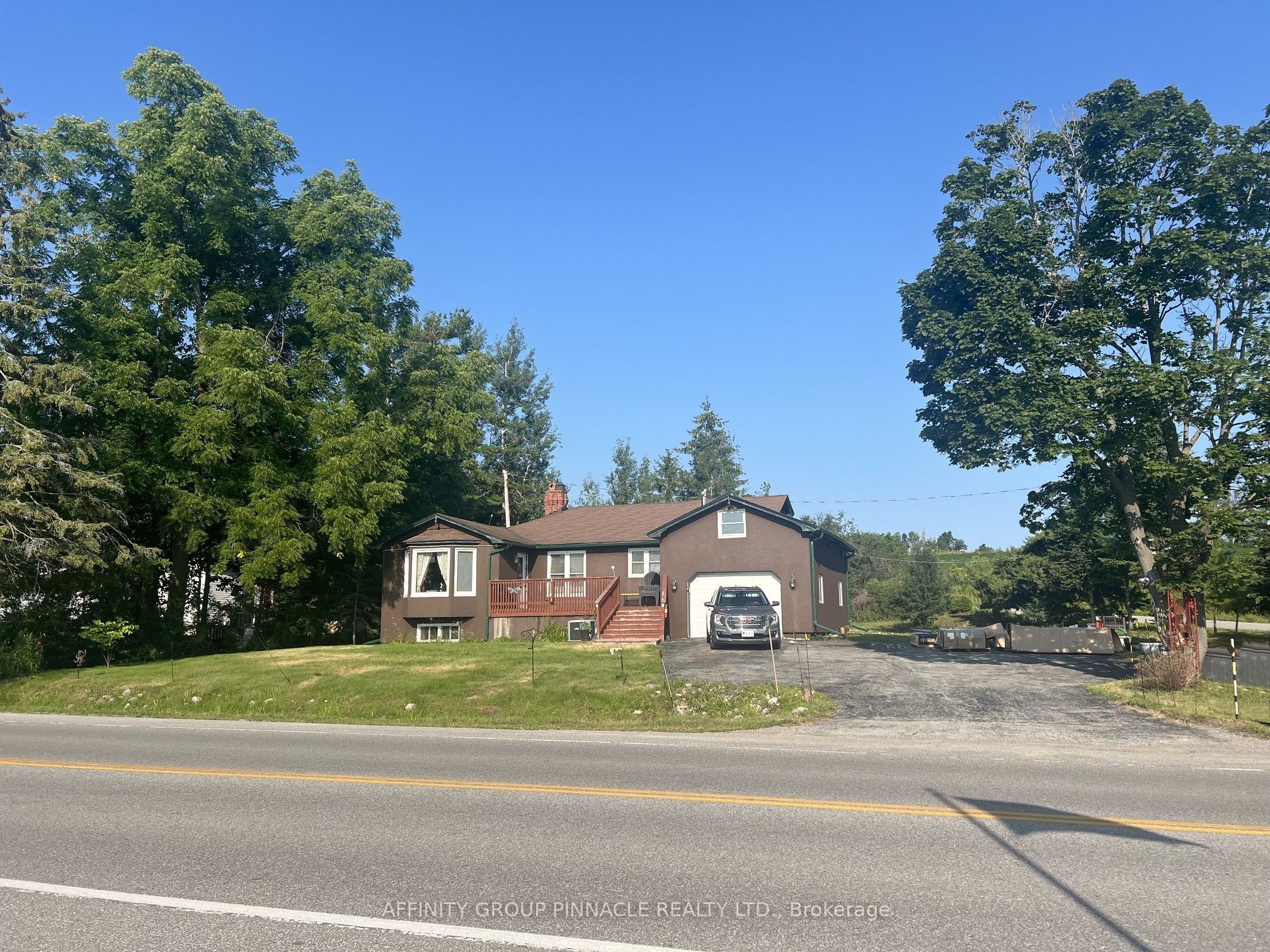 2029 Pigeon Lake Road Property Photo 4