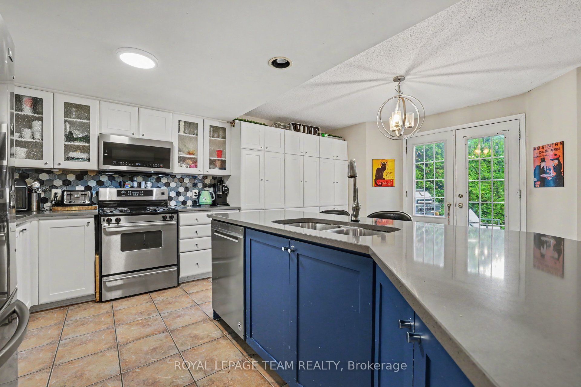 141 Grassy Plains Drive Property Photo 15