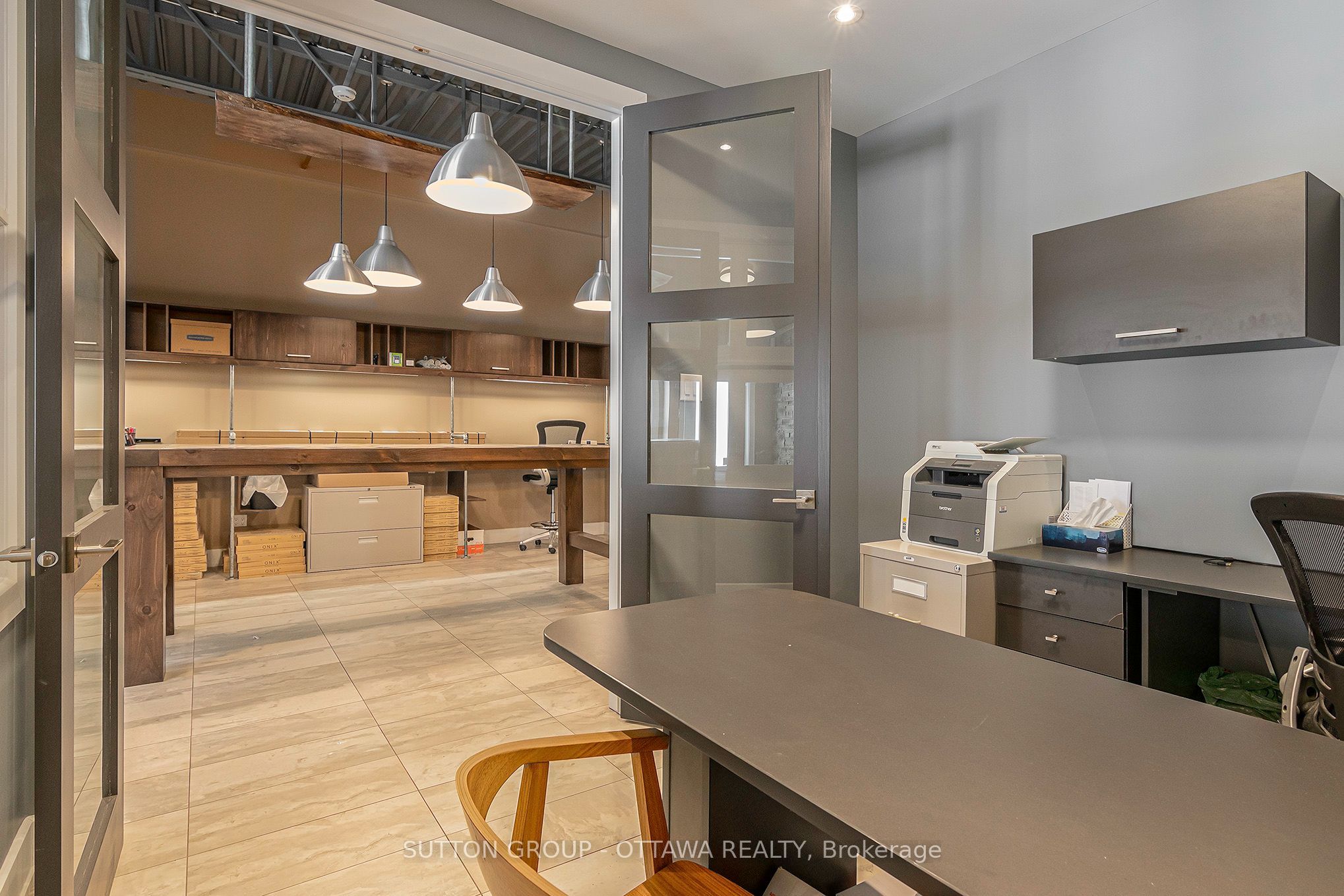 2285 St Laurent Boulevard D19 Property Photo 11