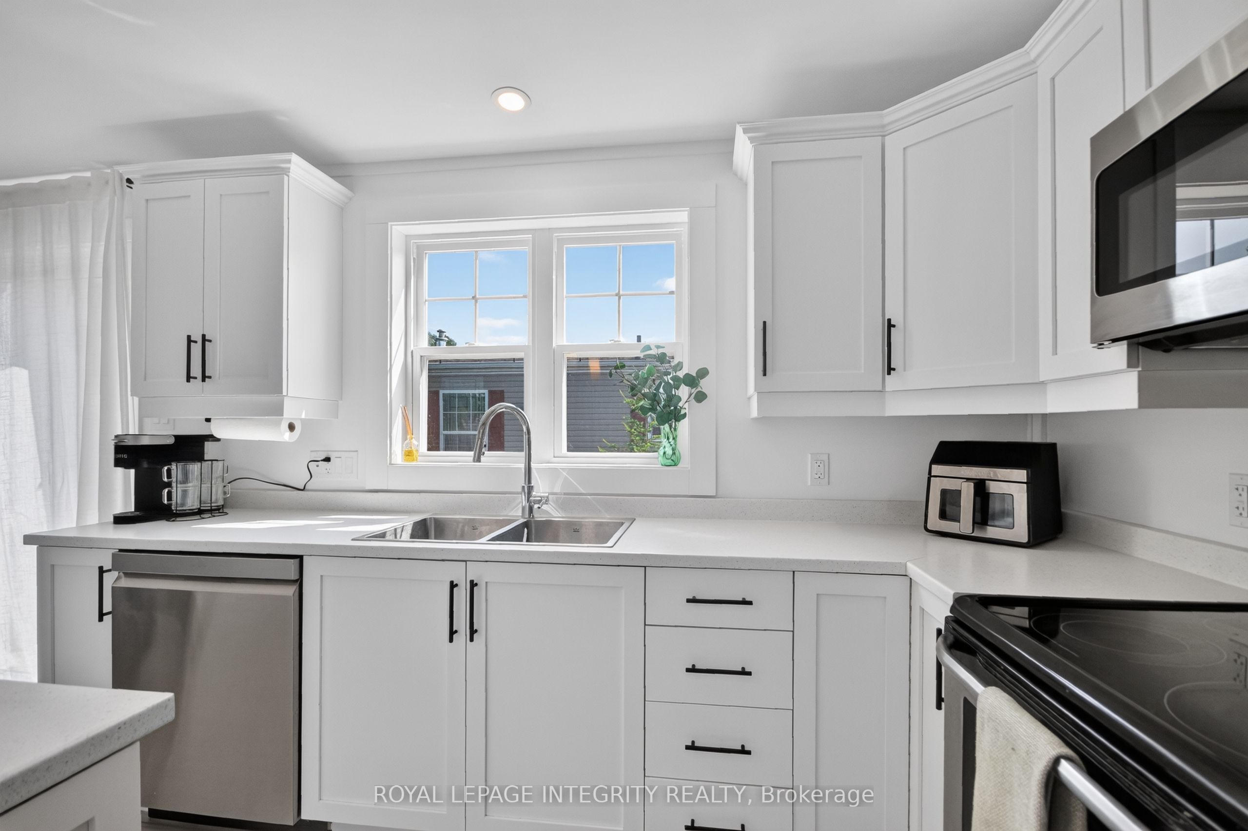 6709 Chris Tierney Private Property Photo 8