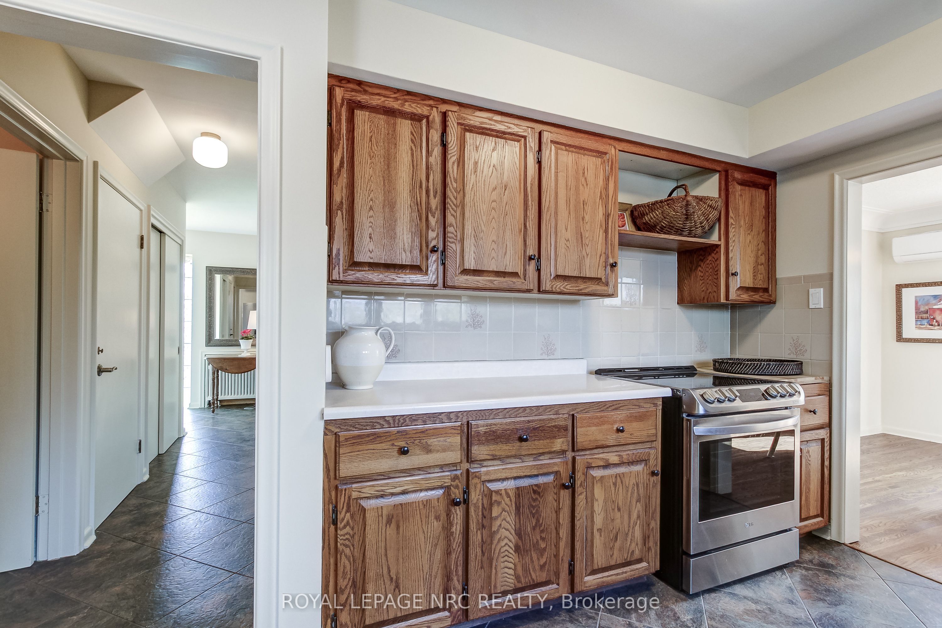 24 Tennessee Avenue Property Photo 20