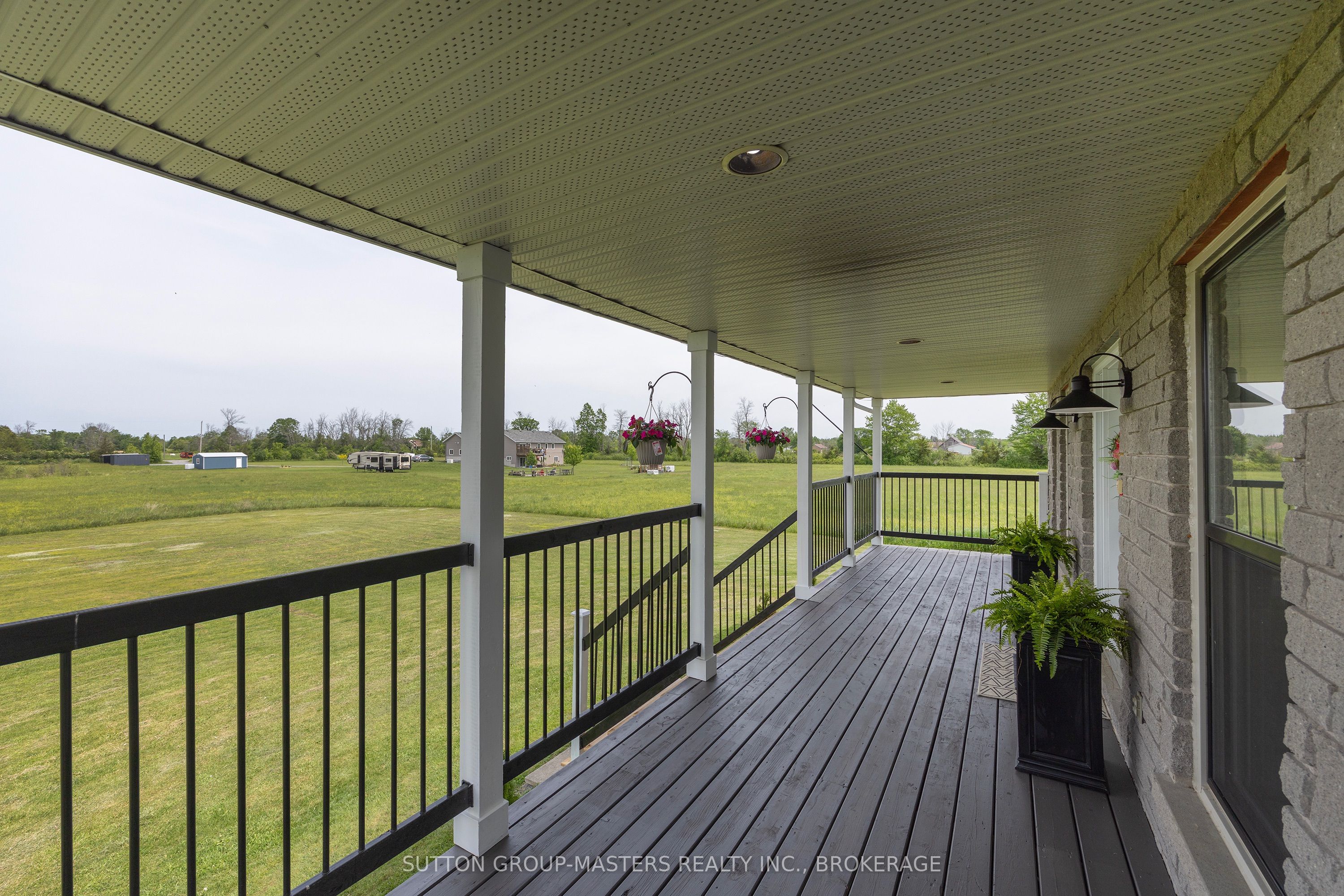 5052 Bradford Road Property Photo 3