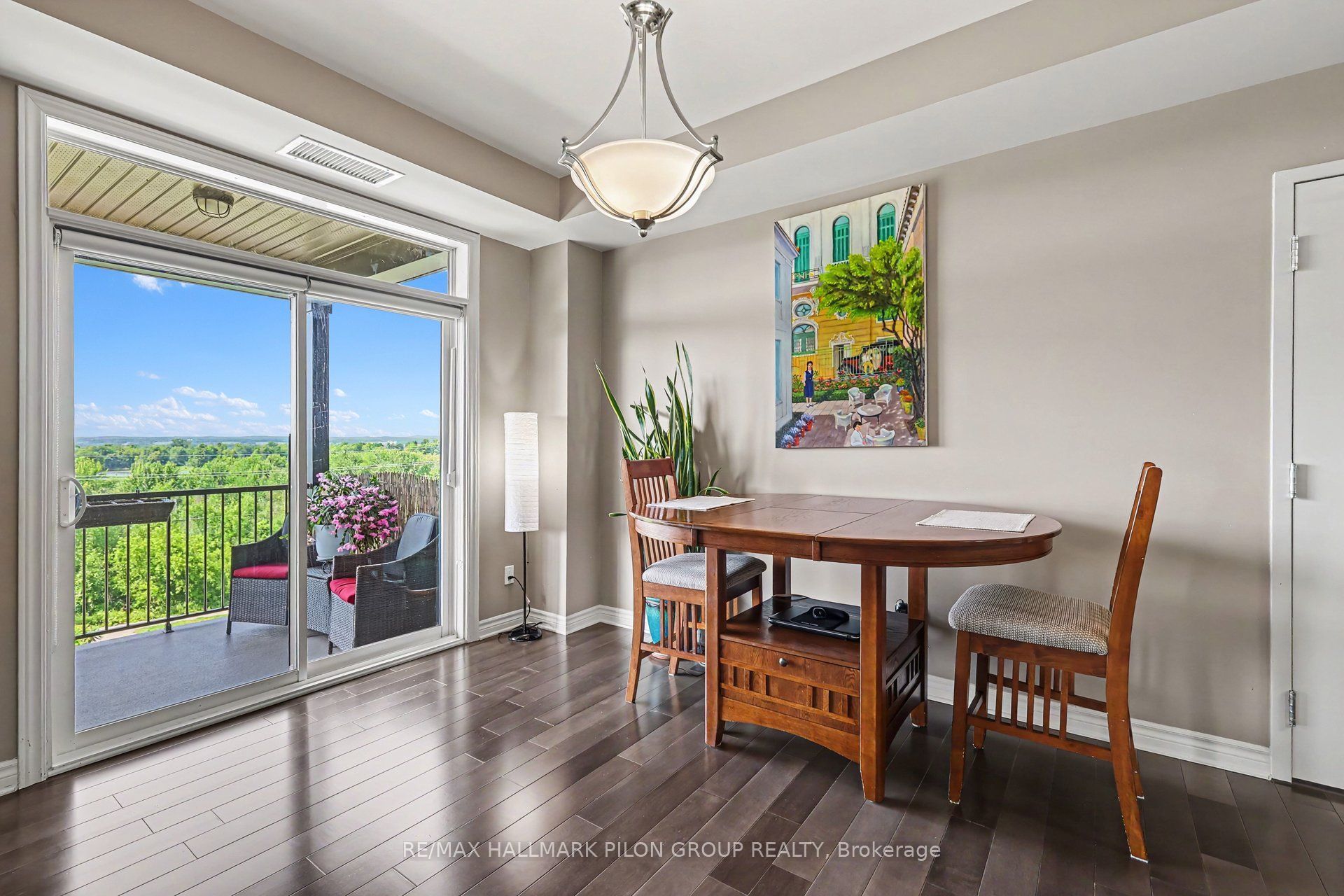 10 Prestige Circle 7 Property Photo 9