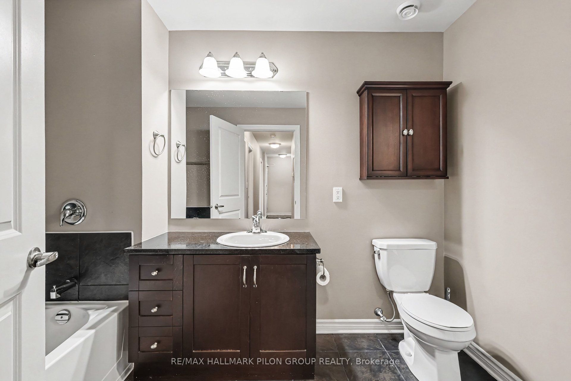 10 Prestige Circle 7 Property Photo 16