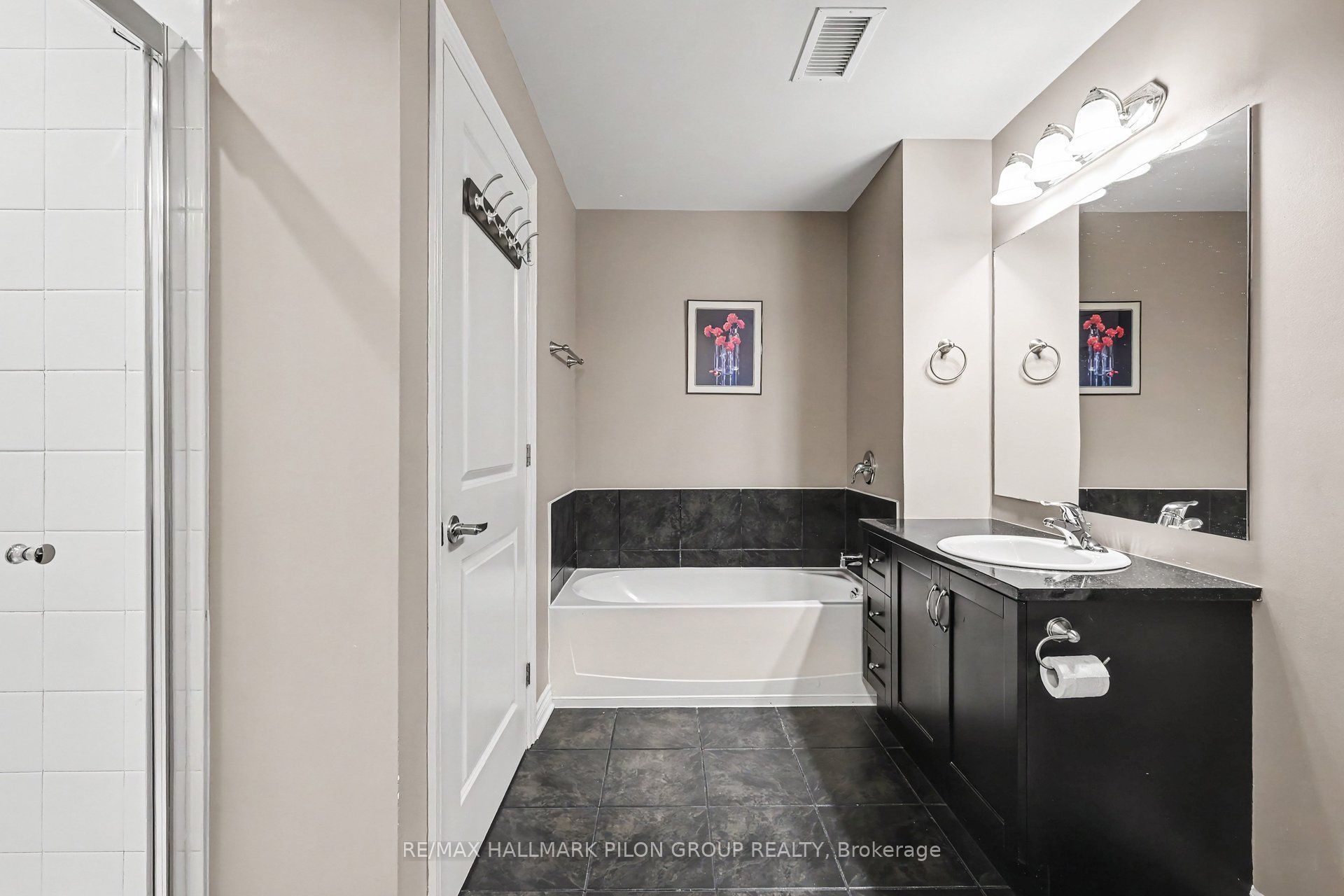 10 Prestige Circle 7 Property Photo 17