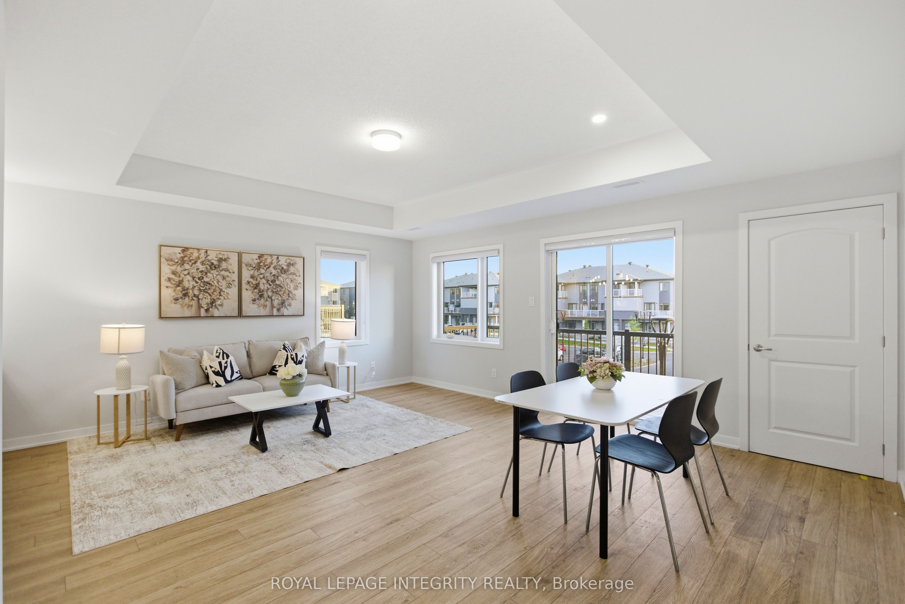 302 Parnian Private Property Photo 3