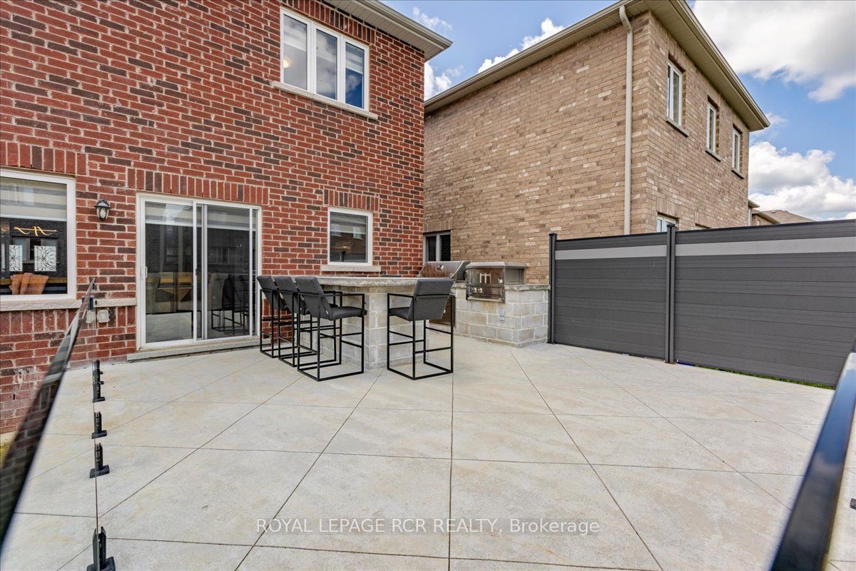 196 Werry Avenue Property Photo 29