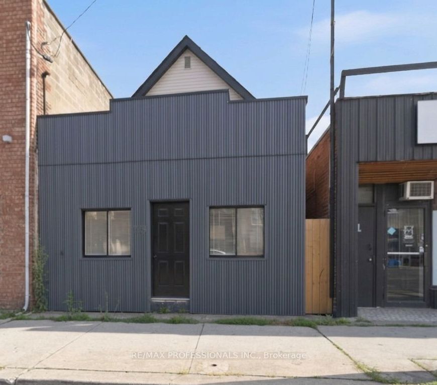 759 Barton Street E # Main Property Photo 16