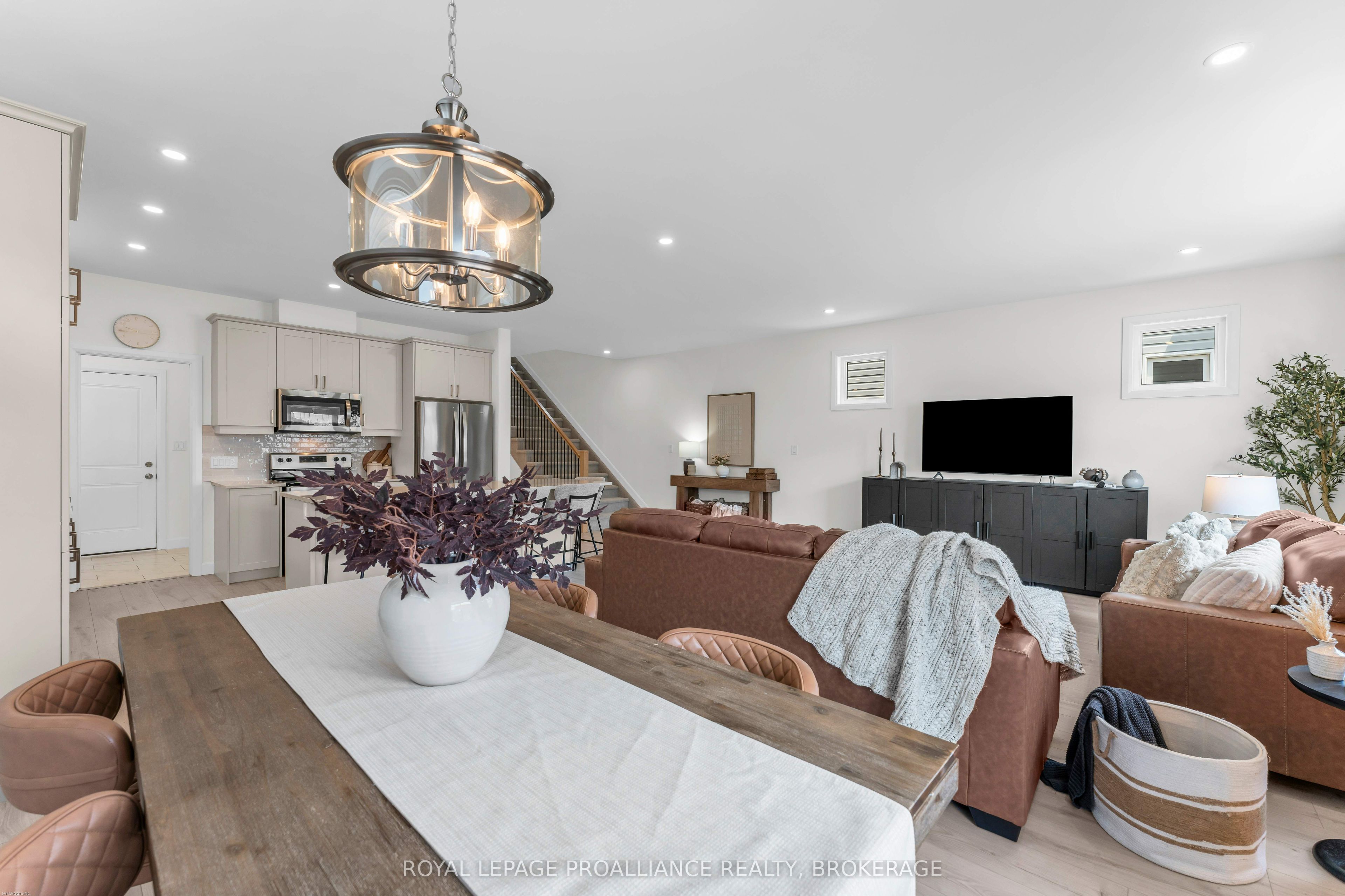 24 Walden Pond Drive Property Photo 19