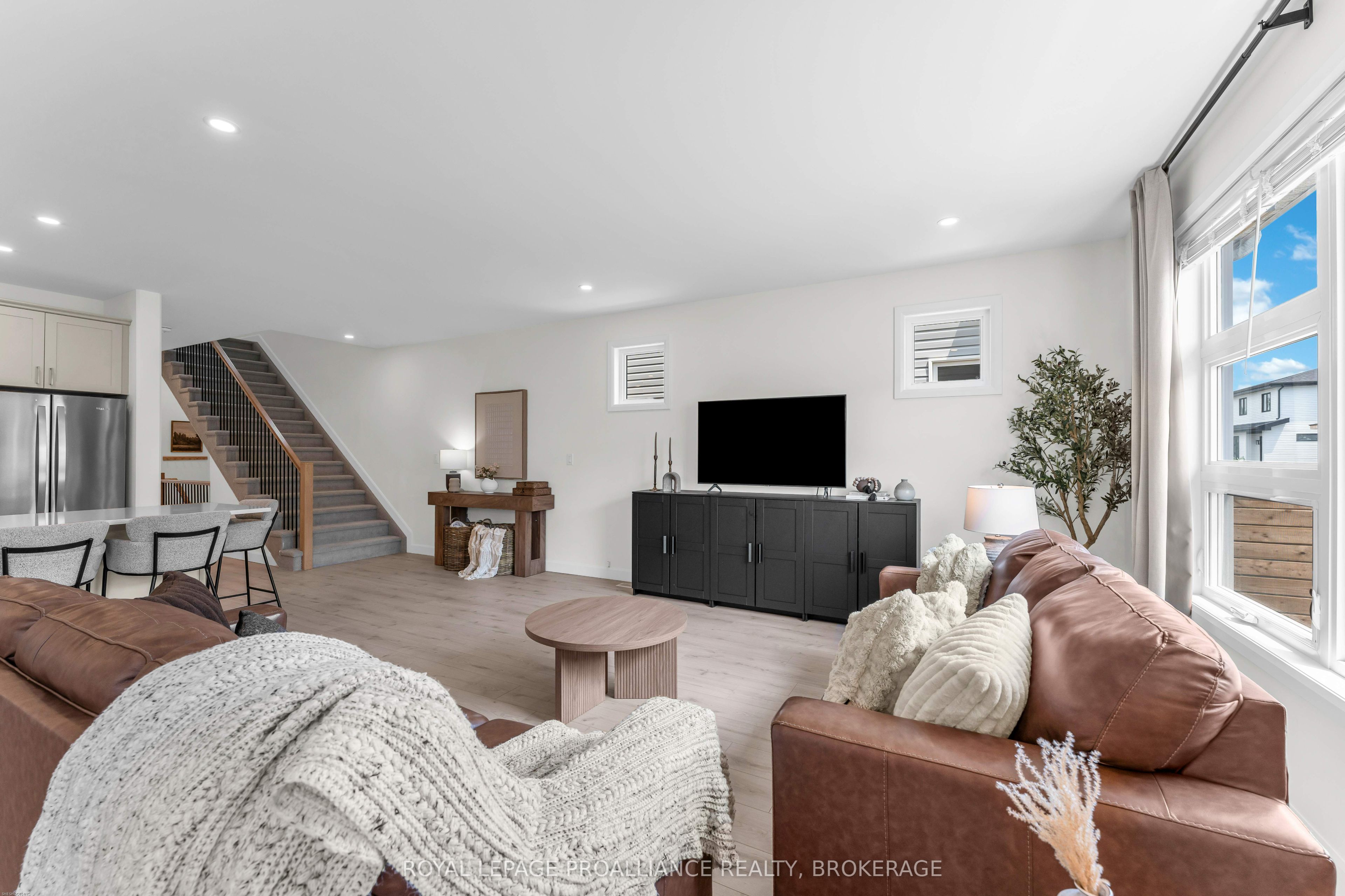 24 Walden Pond Drive Property Photo 20