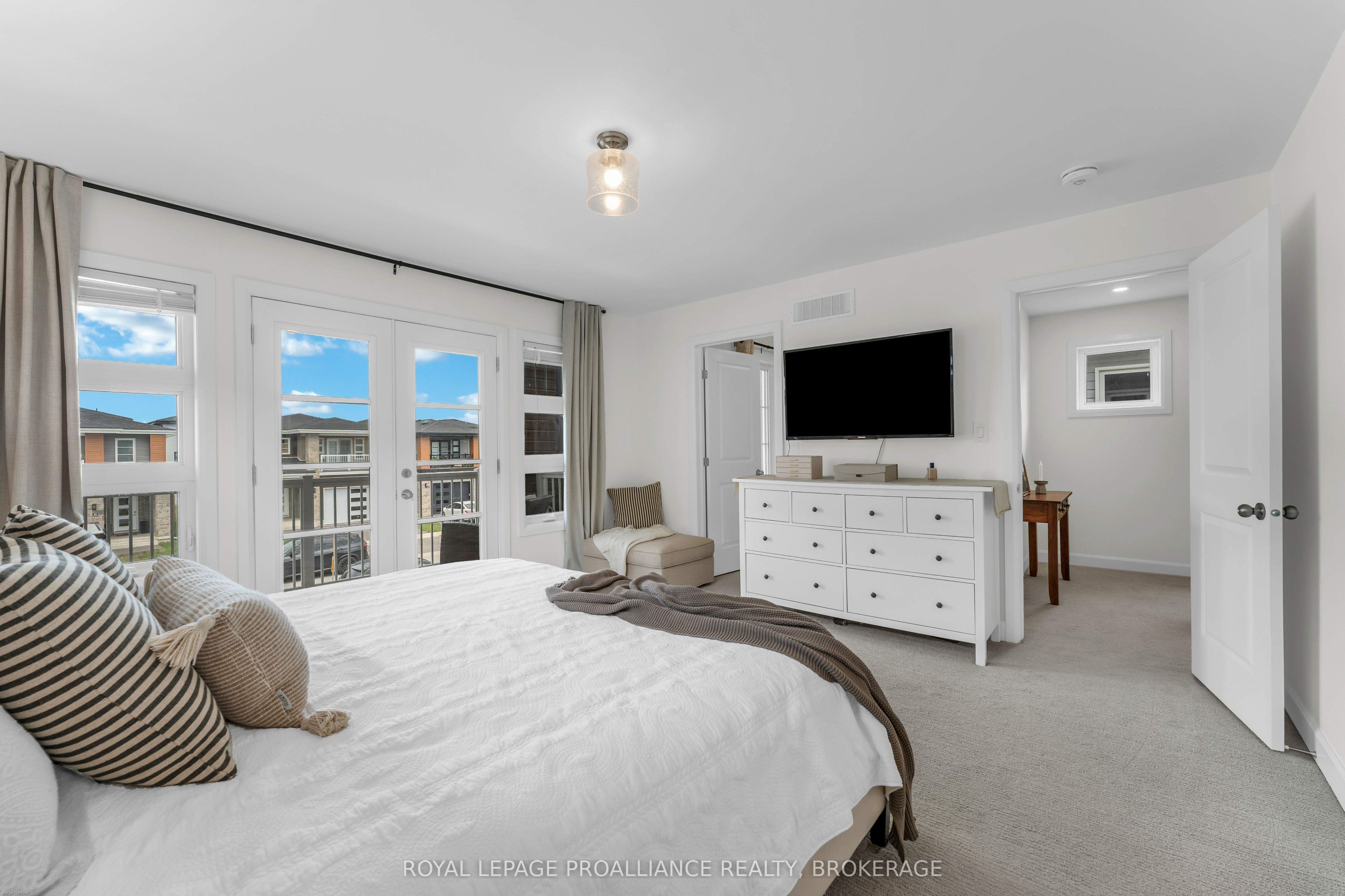 24 Walden Pond Drive Property Photo 25