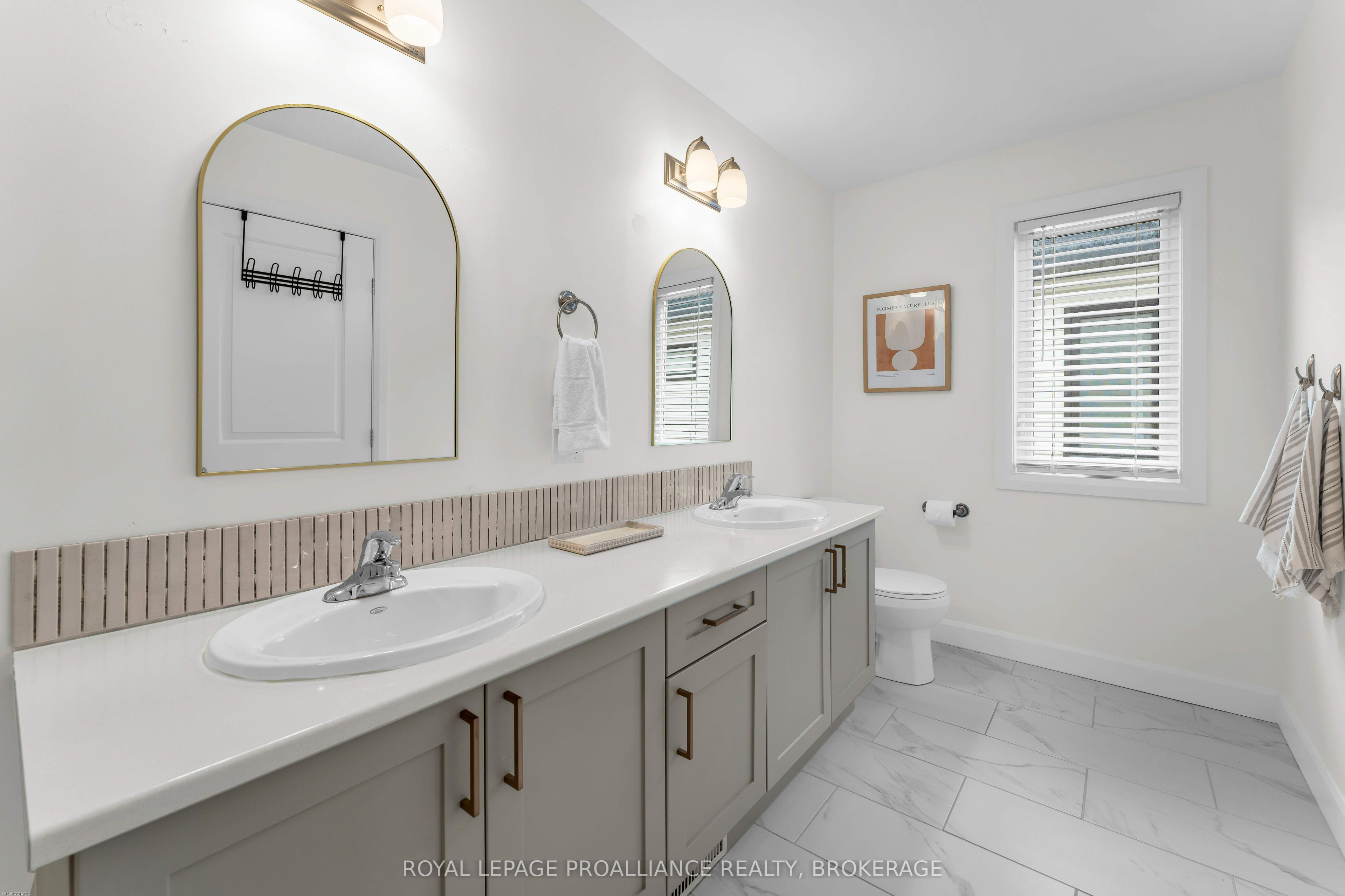 24 Walden Pond Drive Property Photo 26
