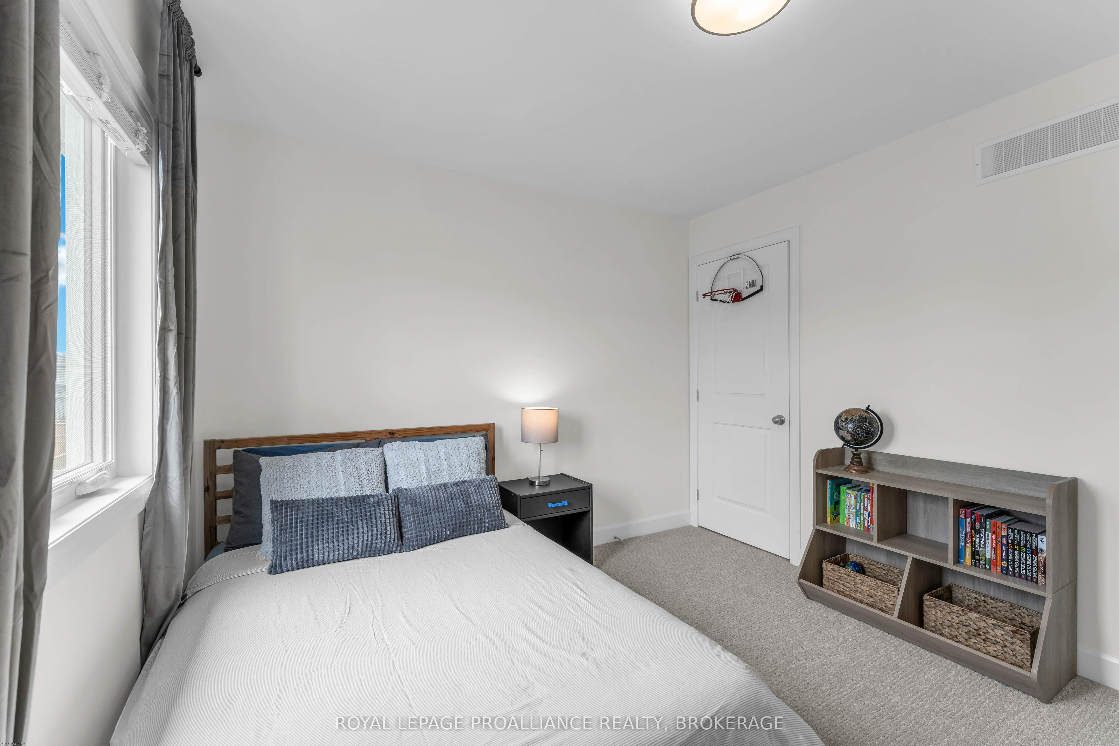 24 Walden Pond Drive Property Photo 32