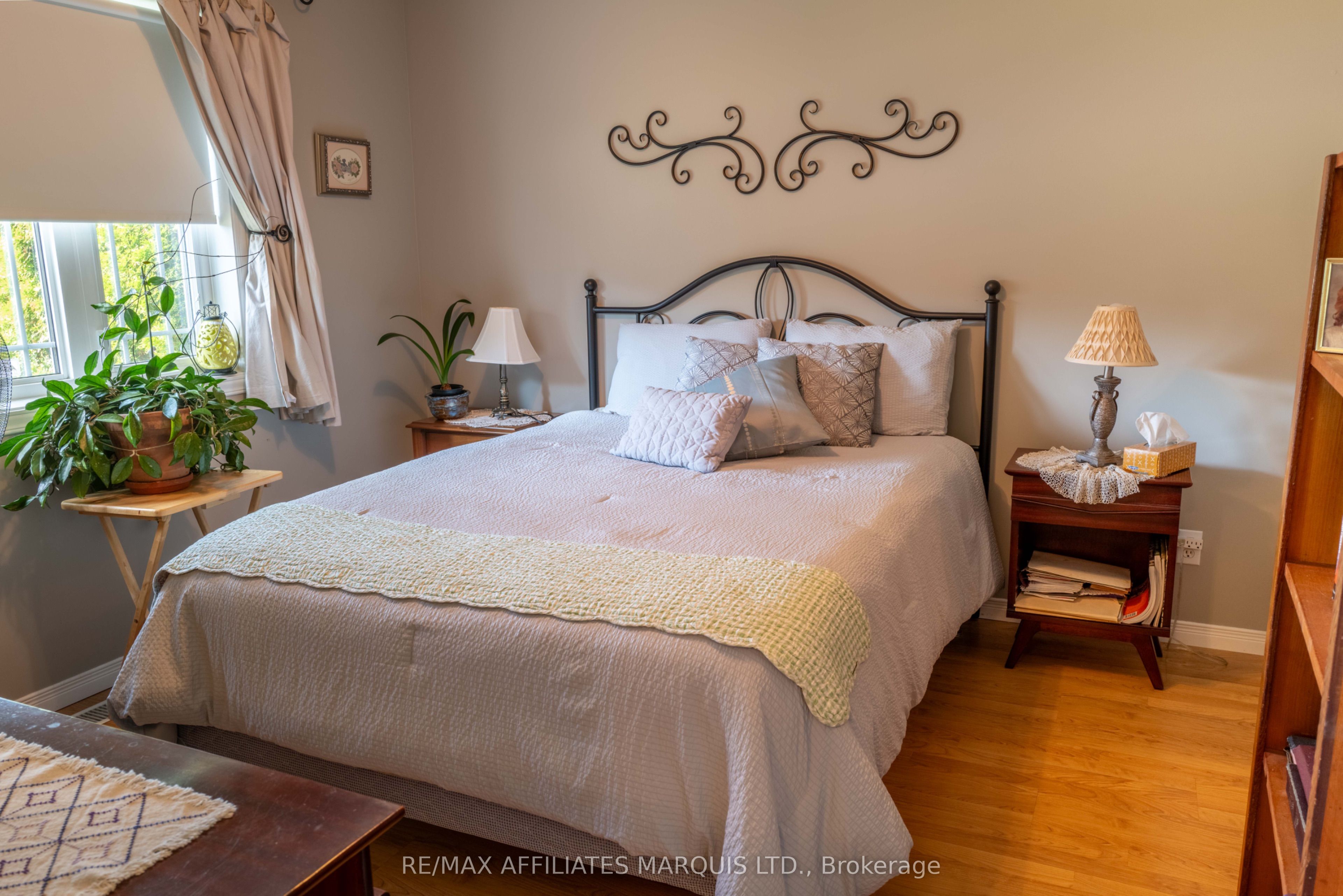 1274 Daprat Avenue Property Photo 16