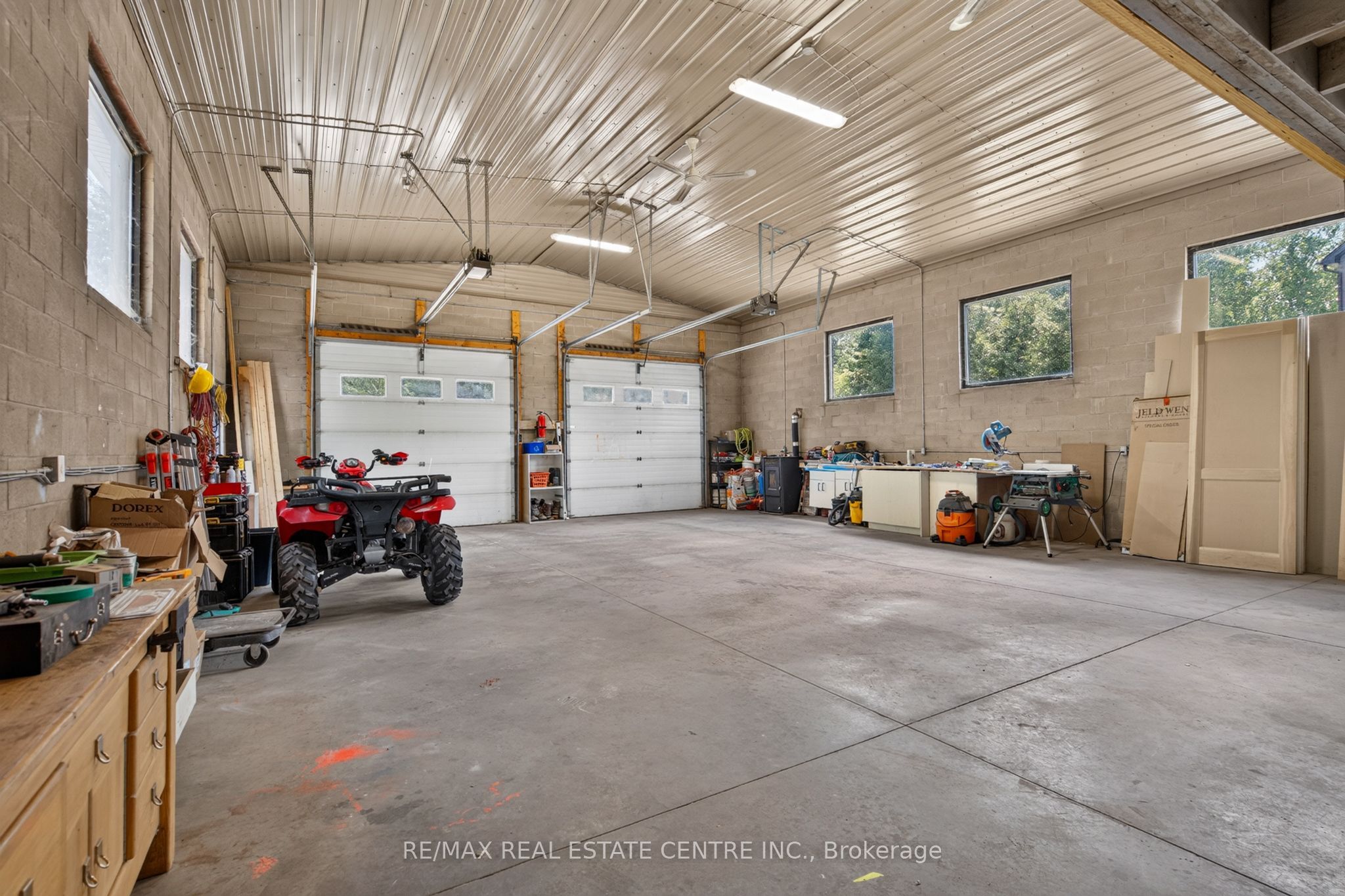 833180 4th Line Ehs Property Photo 41