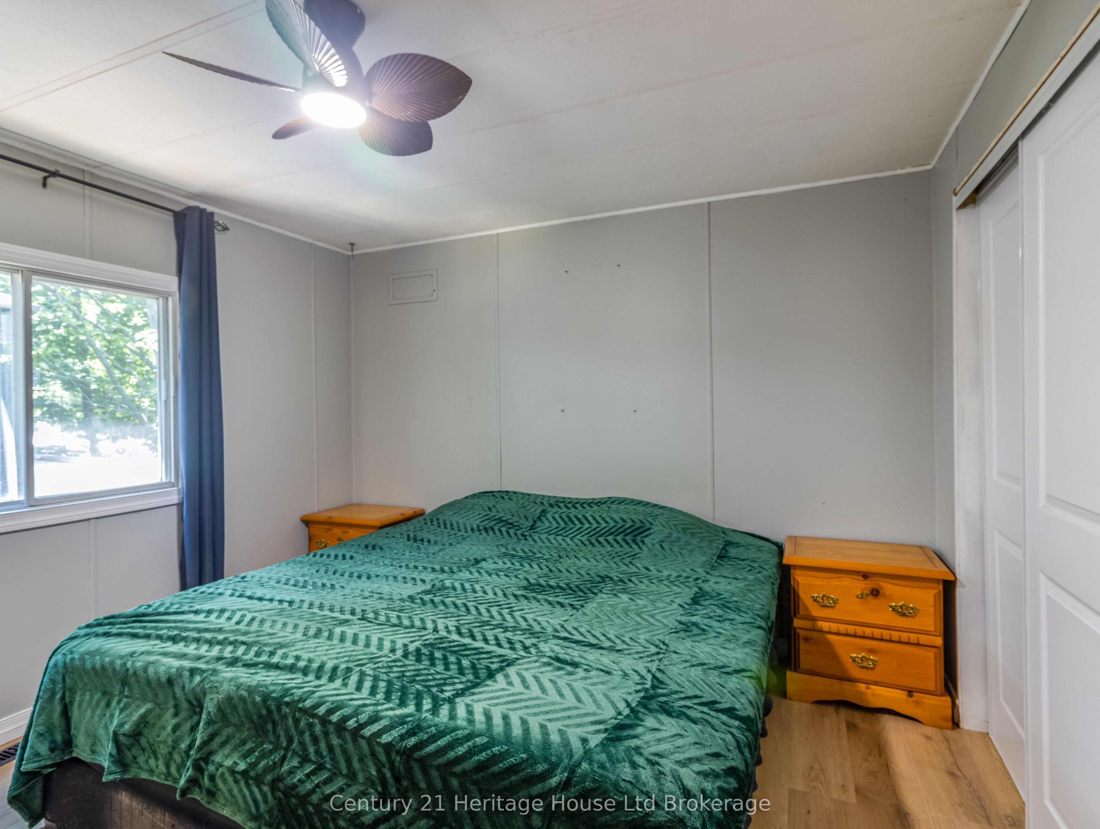 596101 Oxford 59 Road 4 Centre Rd Property Photo 15